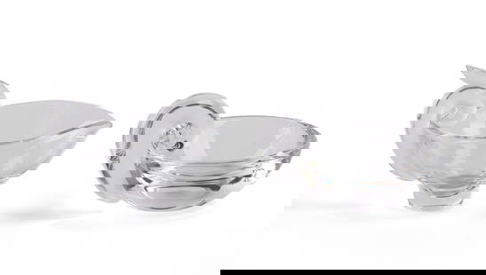 Steuben Glass Gravy Boat and Olive Bowl.: Diameter of gravy boat 4.75 inches. Both in excellent condition, in Steuben box. IN HOUSE SHIPPING: We offer very competitively priced in house shipping for all items in this sale. Please contact us f