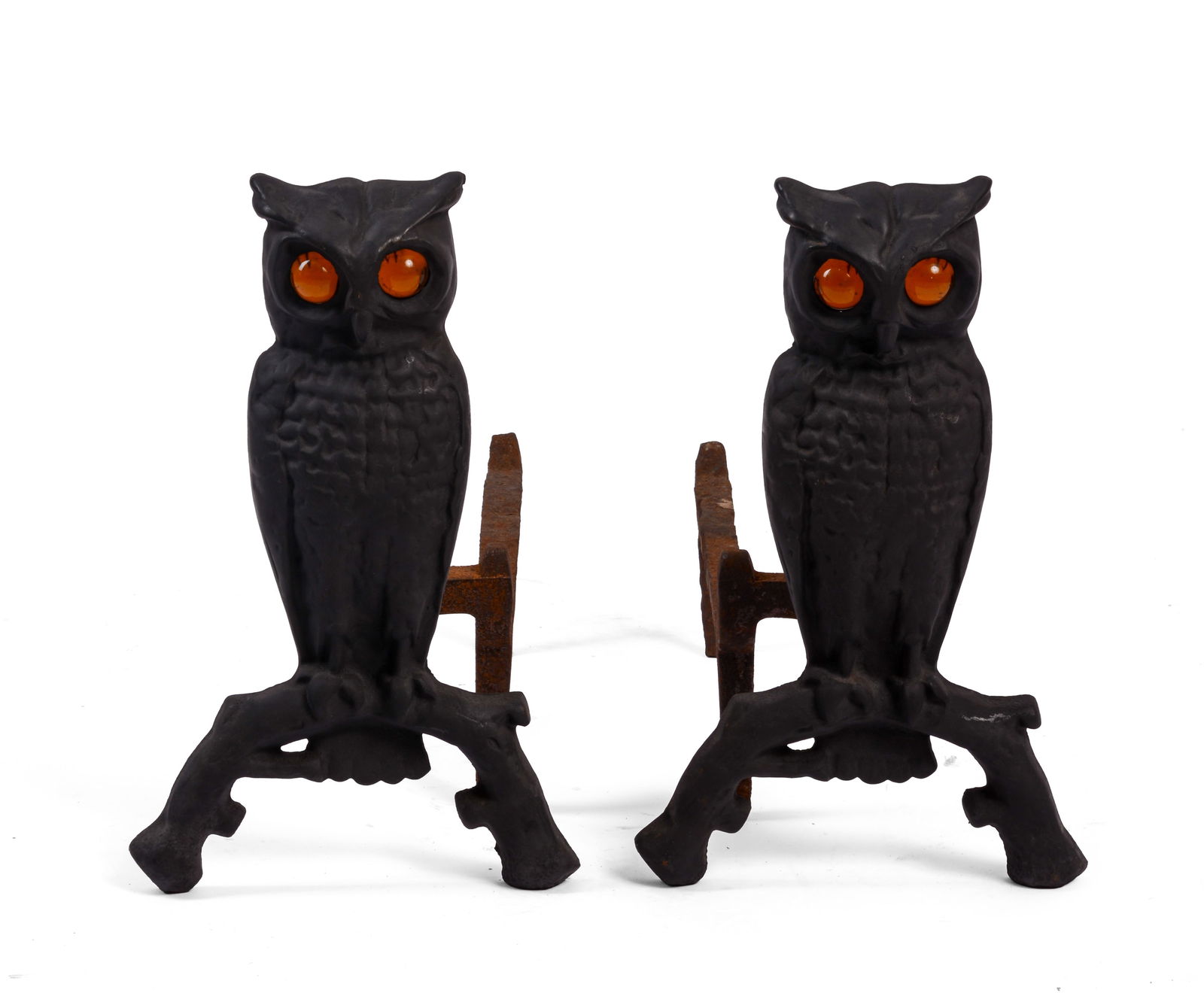 PAIR OF ANTIQUE CAST IRON OWL ANDIRONS. (1 of 2)