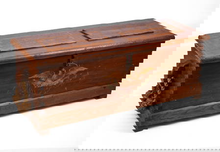 LARGE DOVETAILED BLANKET BOX WITH PAINTED DECORATION.: The front with eagle, inside with two panels of ships. 49 x 19 x 20 inches. Good condition, some very minor surface scratches. IN HOUSE SHIPPING: We offer very competitively priced in house shipping f