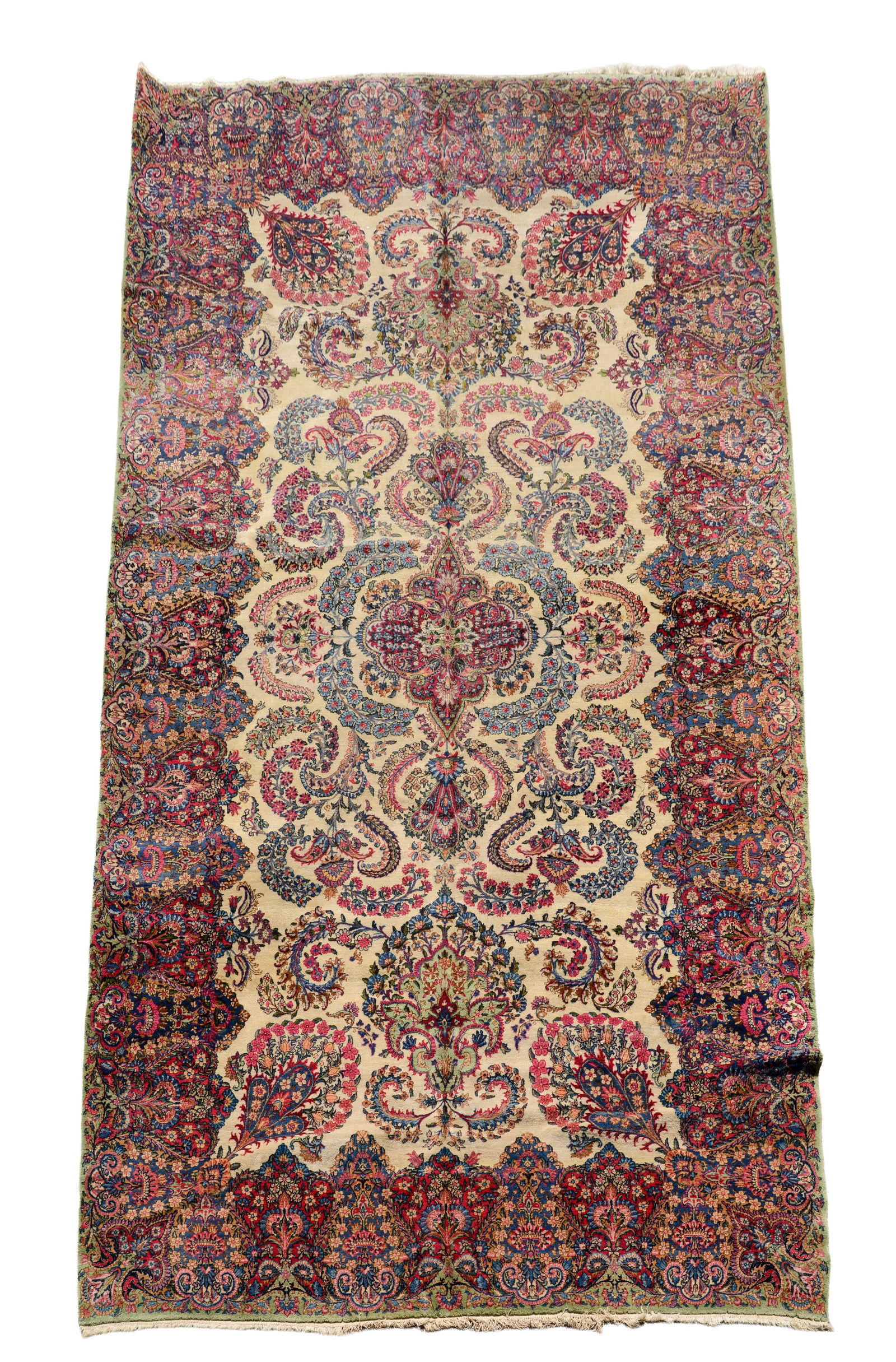 EARLY 20TH C. KERMAN RUG. (1 of 4)