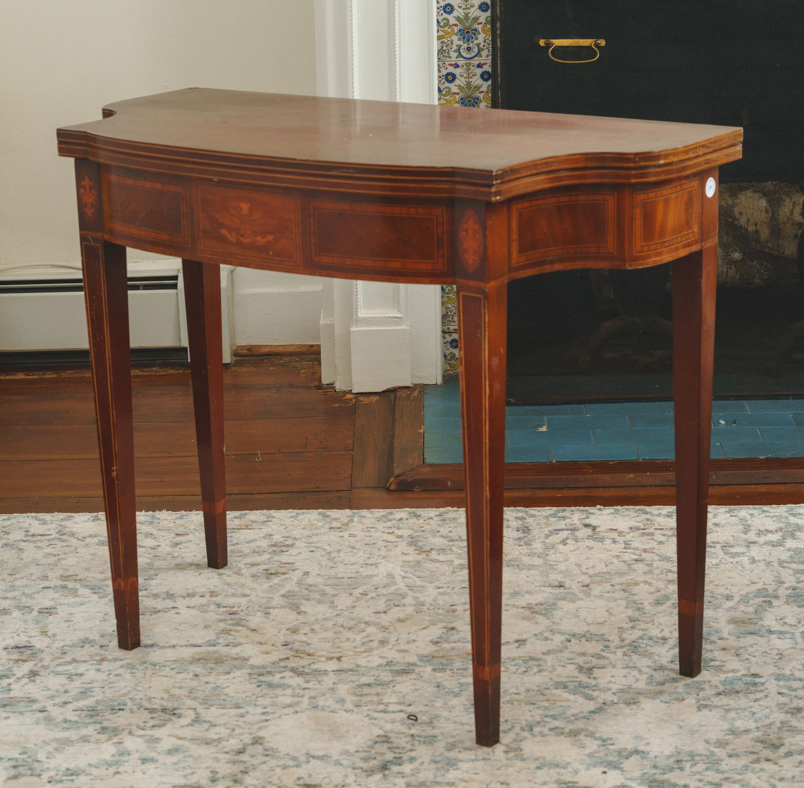 Hepplewhite Style Inlaid Card Table. (1 of 8)