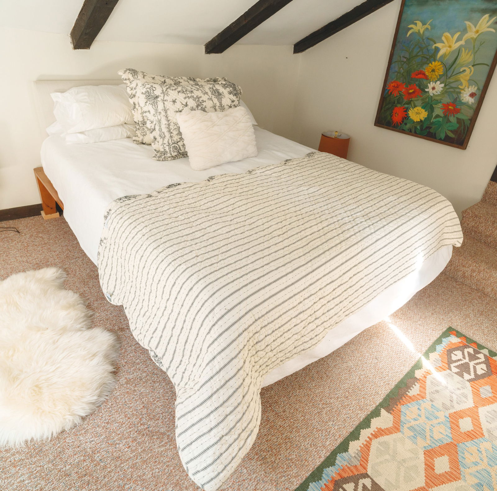 Thuma Classic Queen Platform Bed. (1 of 3)