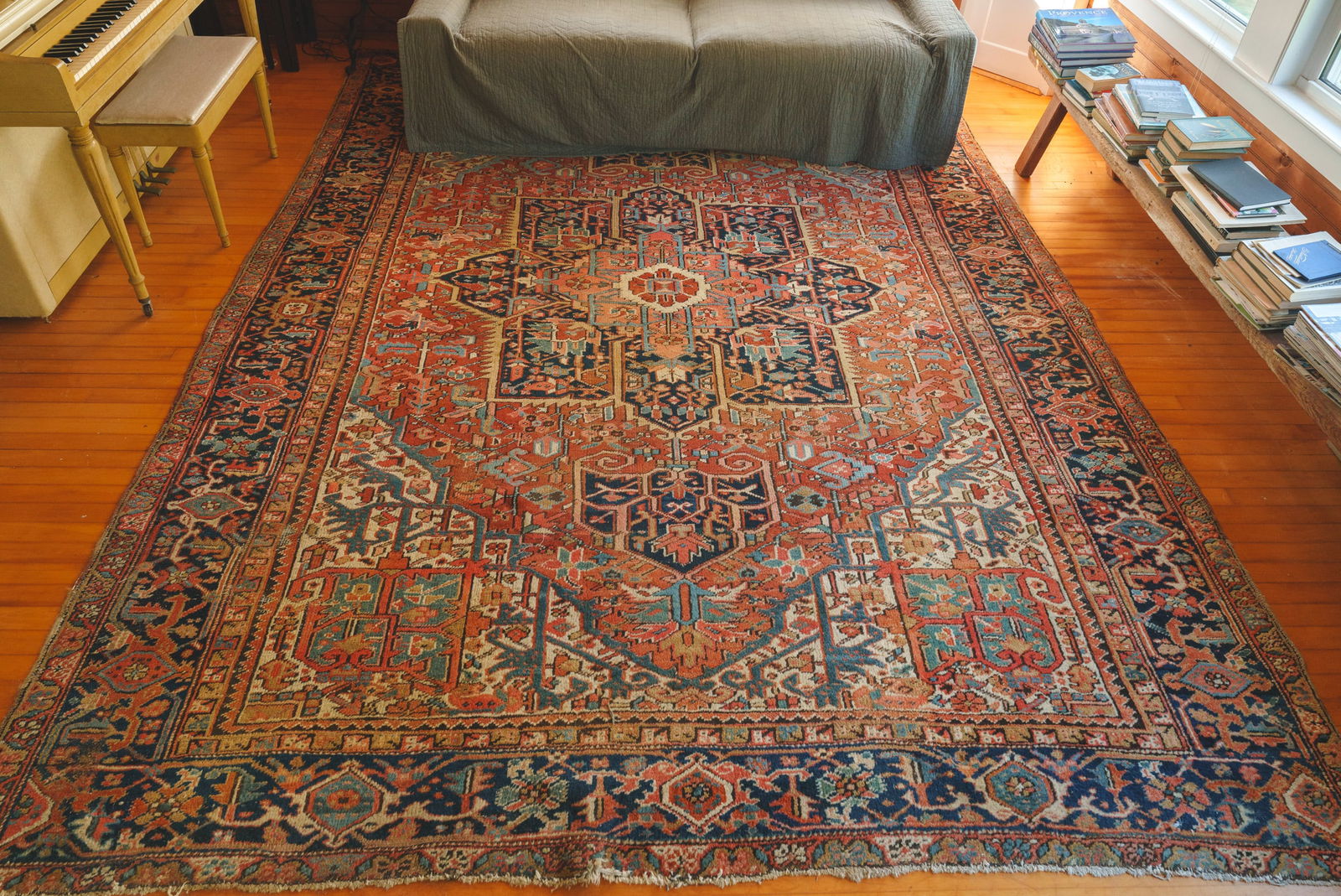 Room Size Oriental Carpet. (1 of 2)