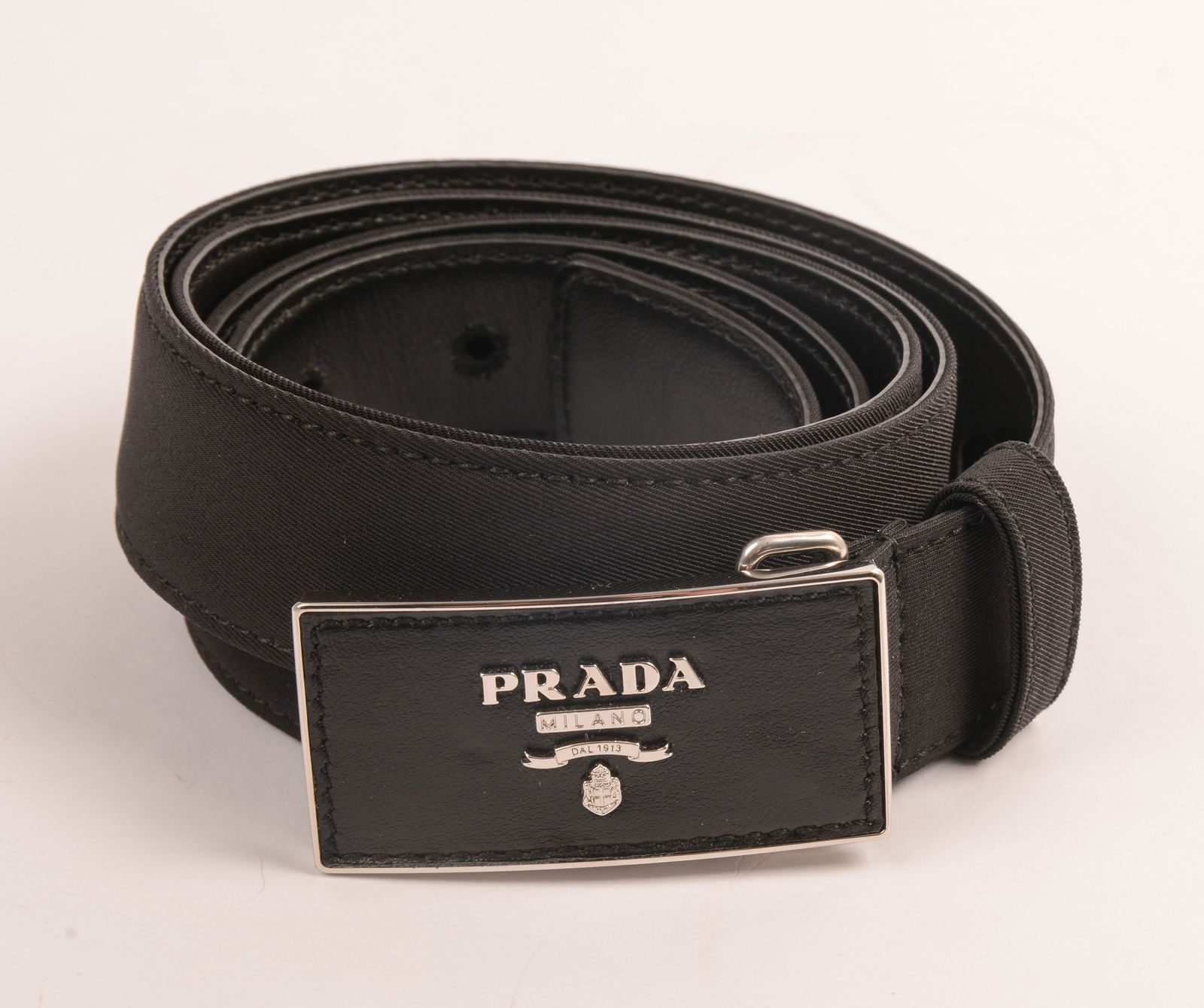 PRADA BLACK LEATHER BELT. (1 of 5)