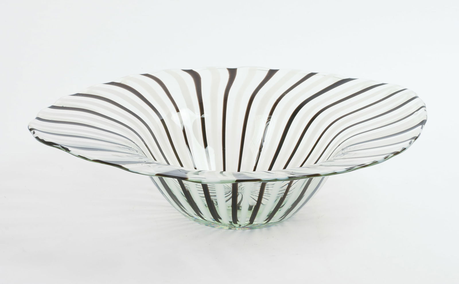 DINO MARTENS MURANO GLASS BOWL.: Dino Martens for Aureliano Toso, black and white mezzo filigrana, Murano, Italy,diameter 15 inches.