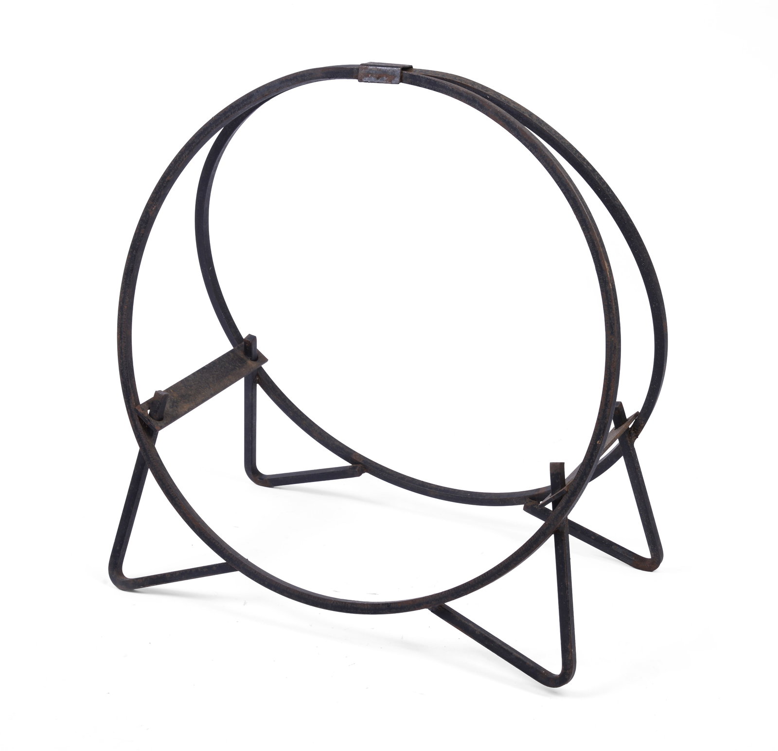 MID-CENTURY WROUGHT IRON LOG HOLDER. (1 of 2)