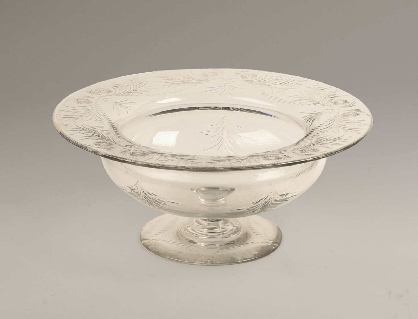 Pairpoint Crystal Centerbowl. (1 of 3)