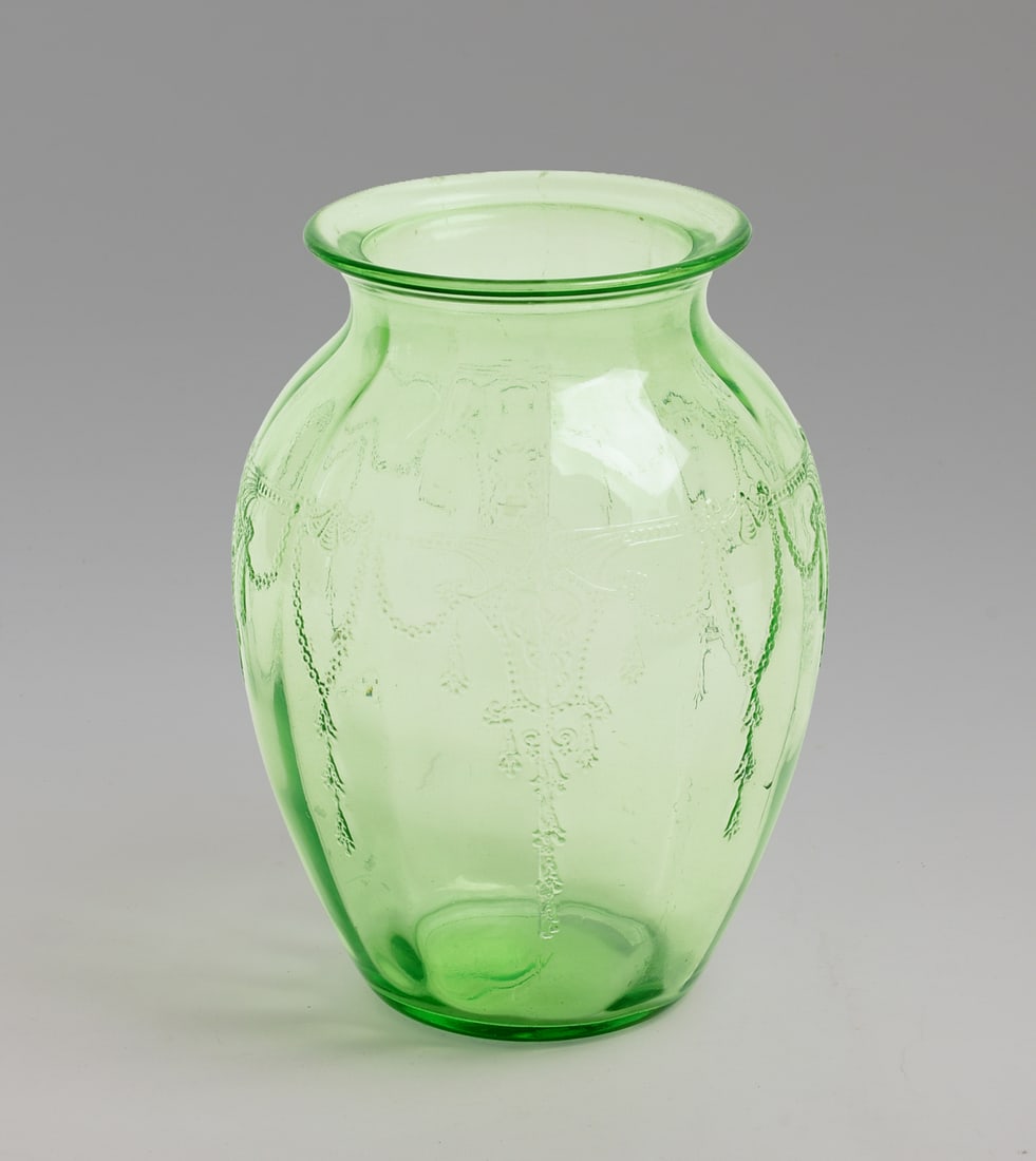 Green Depression Glass Vase. (1 of 3)