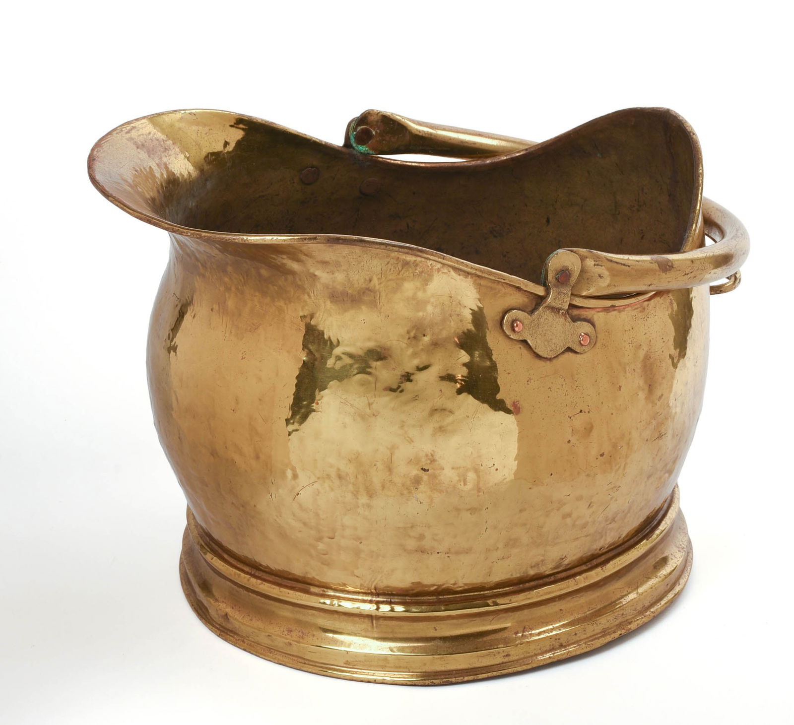 19TH CENTURY BRASS COAL HOD. (1 of 5)