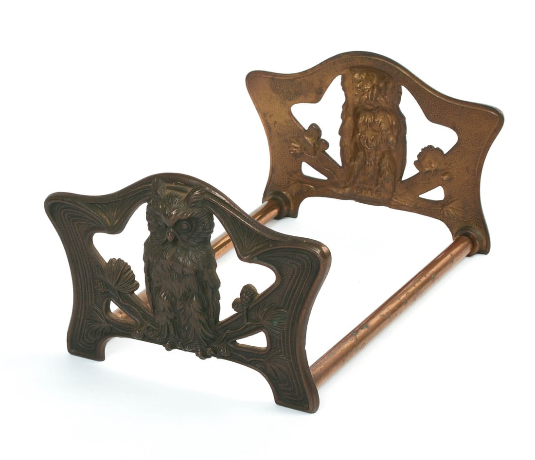 BRONZE OWL BOOKENDS.: Length 8.5 to 15 inches, height 5 inches, width 6.5 inches.