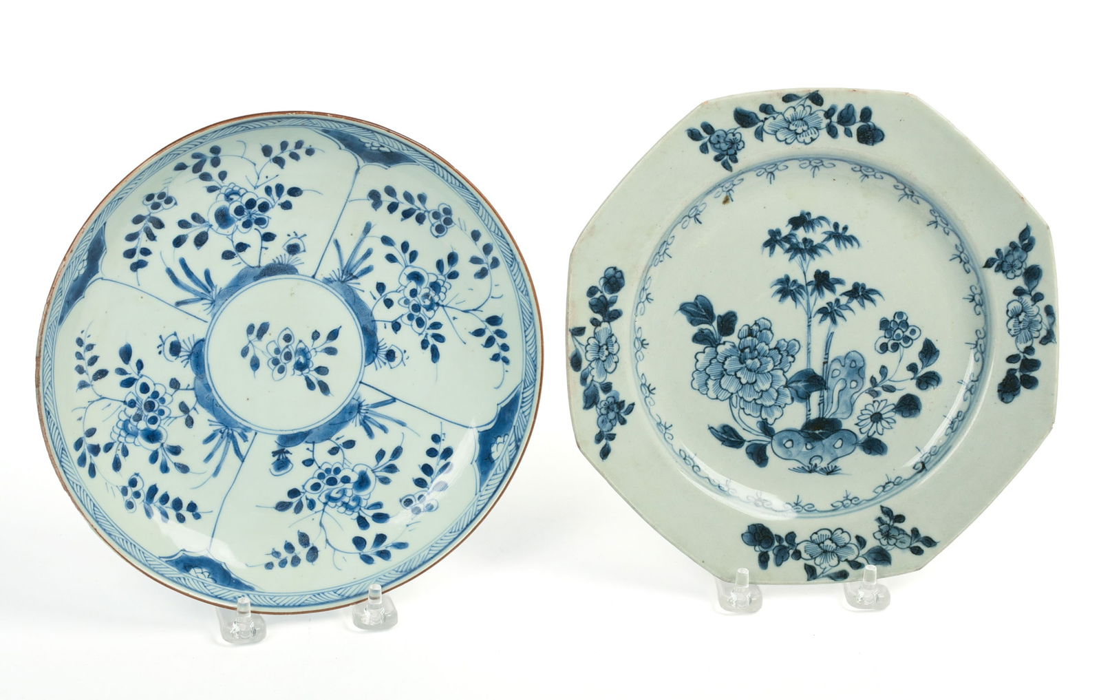 TWO CHINESE BLUE AND WHITE PORCELAIN PLATES. (1 of 2)