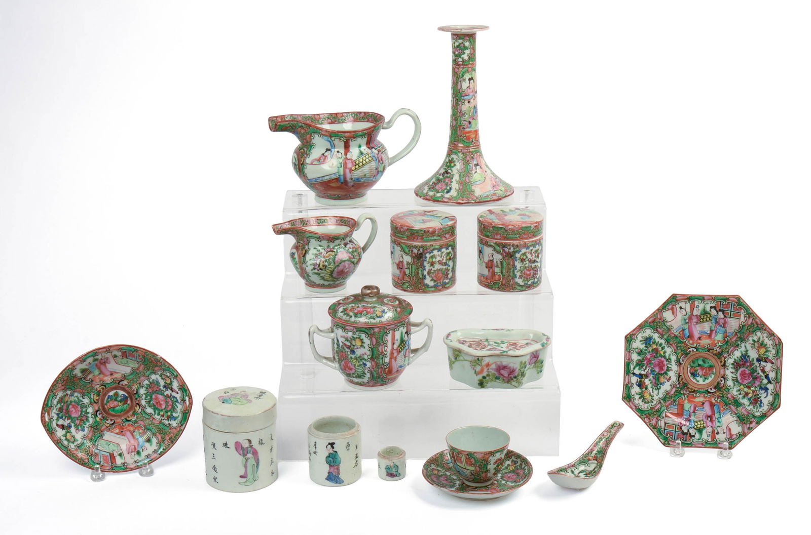 COLLECTION OF CHINESE ROSE MEDALLION. (1 of 16)