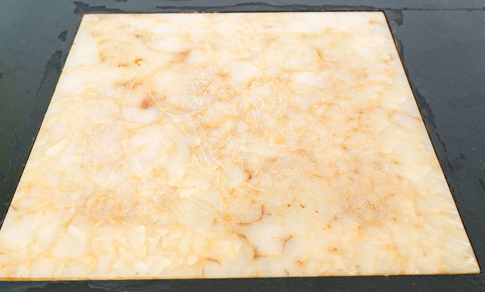 CHINESE CONVERTIBLE TABLE WITH MARBLE INSERTS. - 3