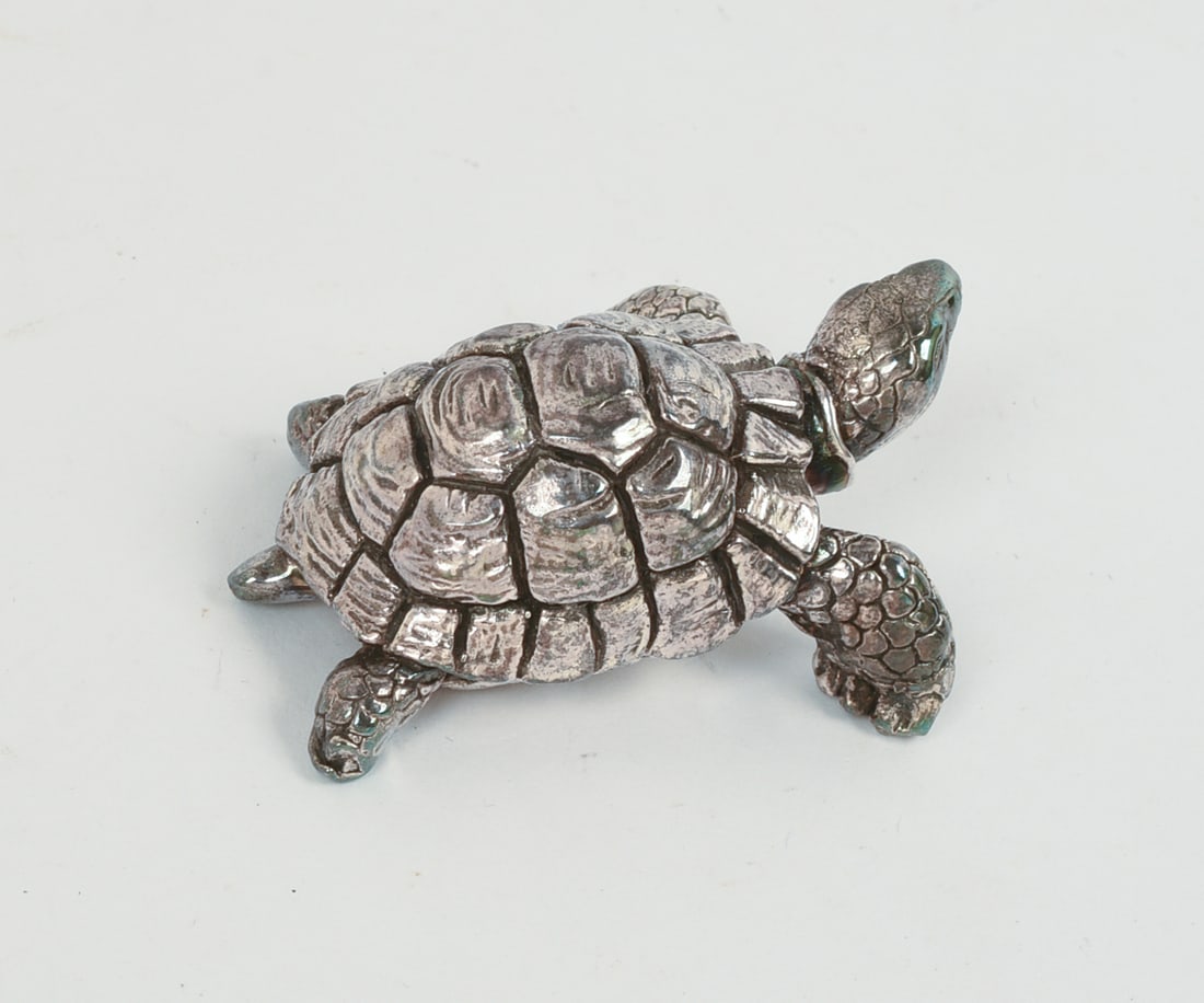 STERLING SILVER TURTLE. (1 of 2)