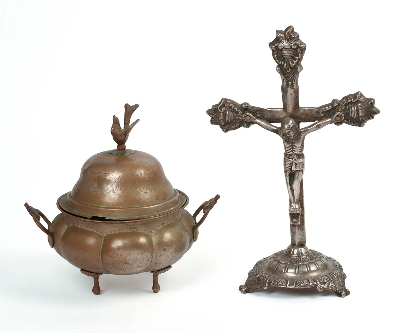 TWO ANTIQUE SPANISH COLONIAL ITEMS. (1 of 6)