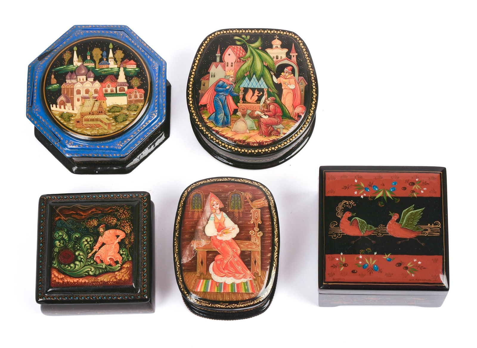 FIVE RUSSIAN BLACK LACQUER BOXES. (1 of 6)