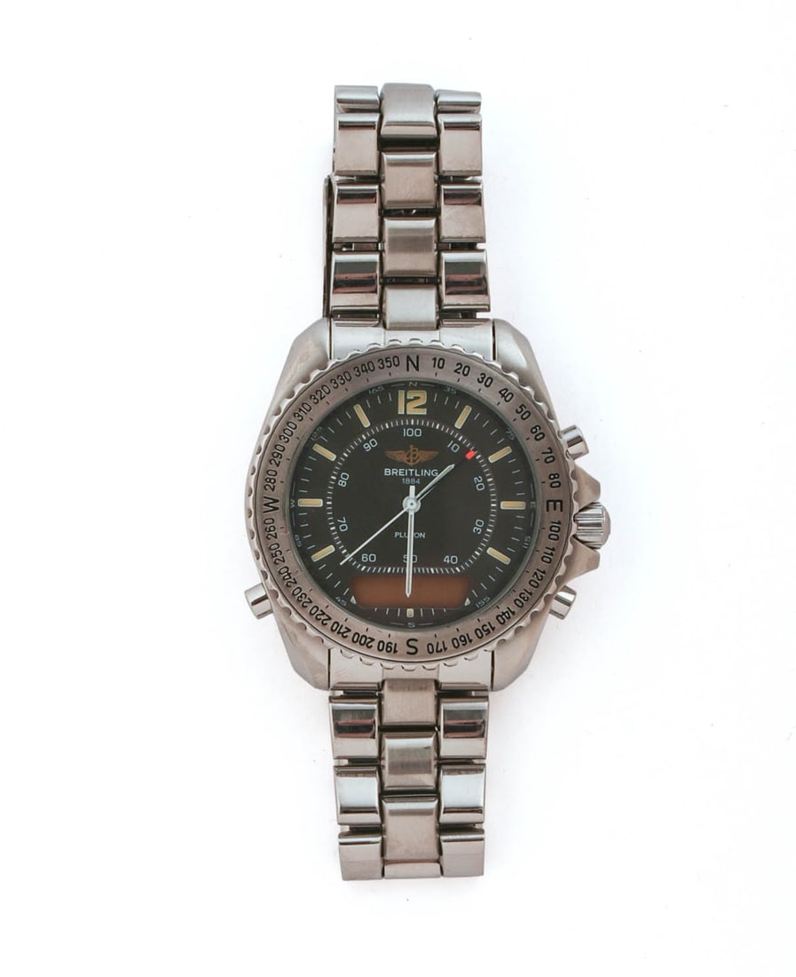 BREITLING STAINLESS STEEL MEN'S CHRONOGRAPH. (1 of 5)