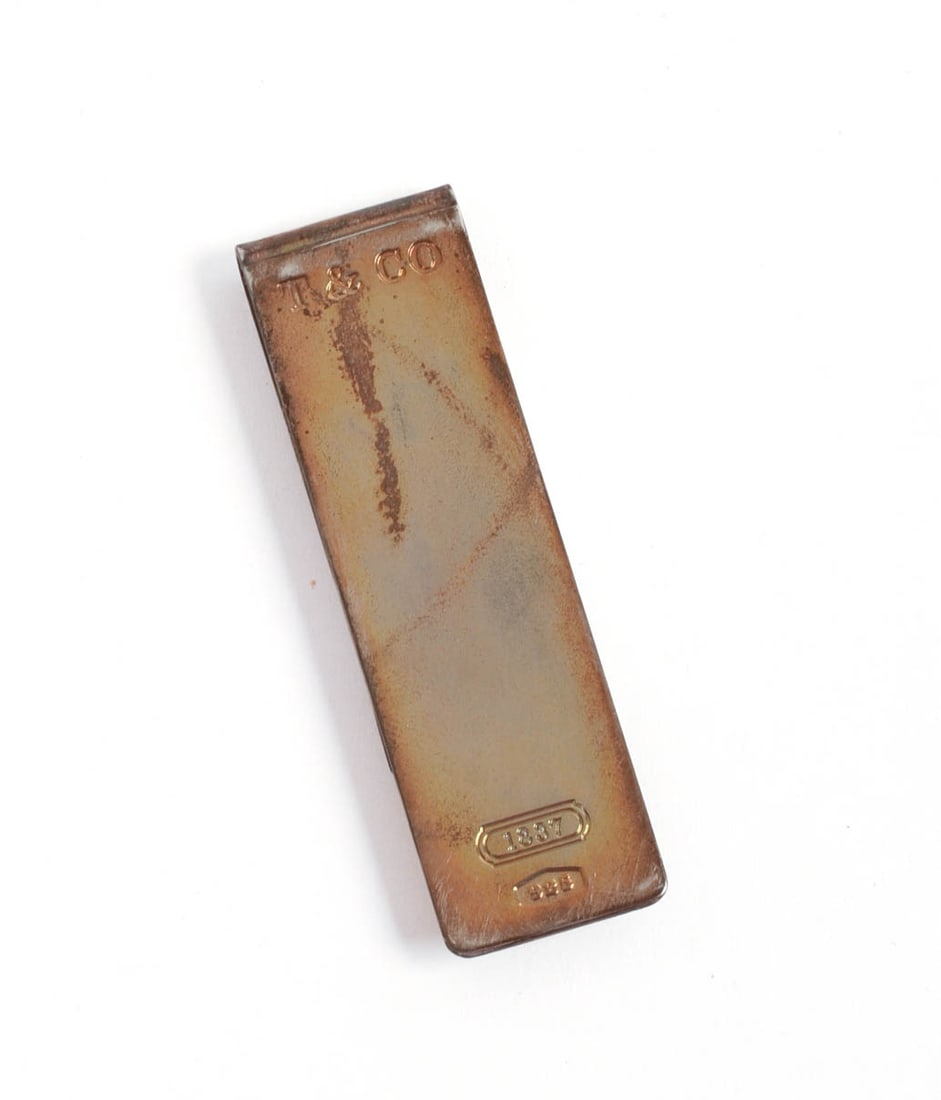 TIFFANY & CO STERLING MONEY CLIP.: Length 6 inches, 24 grams. Needs polishing.