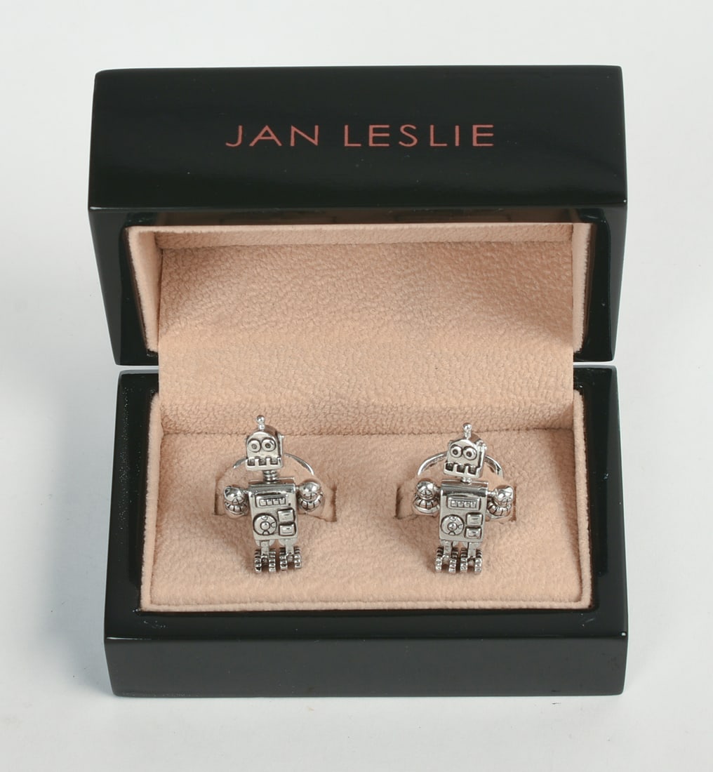 JAN LESLIE STERLING SILVER ARTICULATED ROBOT CUFFLINKS.: 1 x 0.5 inches, new in box.