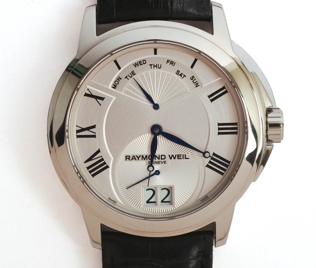 RAYMOND WEIL STAINLESS STEEL MEN'S WATCH. (1 of 7)