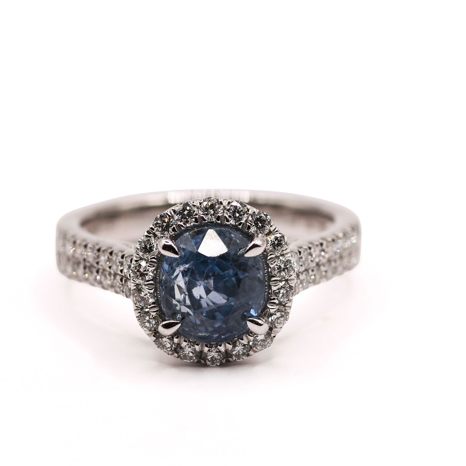 PLATINUM SAPPHIRE AND DIAMOND RING (1 of 3)
