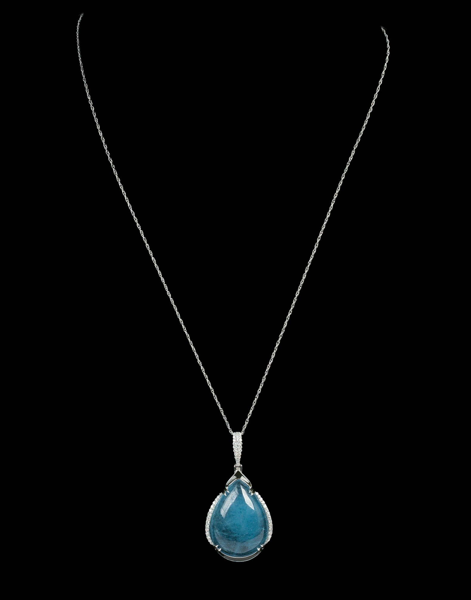 14K WHITE GOLD, DIAMOND & AQUAMARINE PENDANT NECKLACE. (1 of 5)
