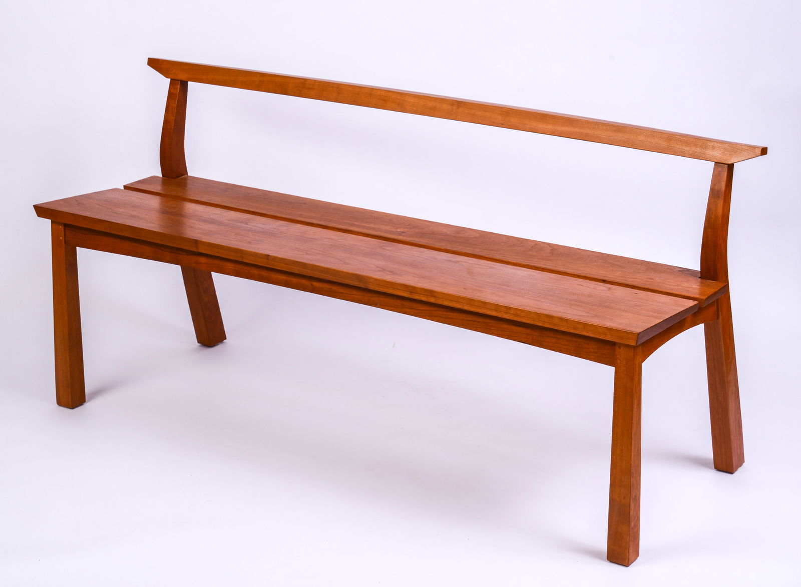 Thomas Moser Edo Bench in Cherry. - 3