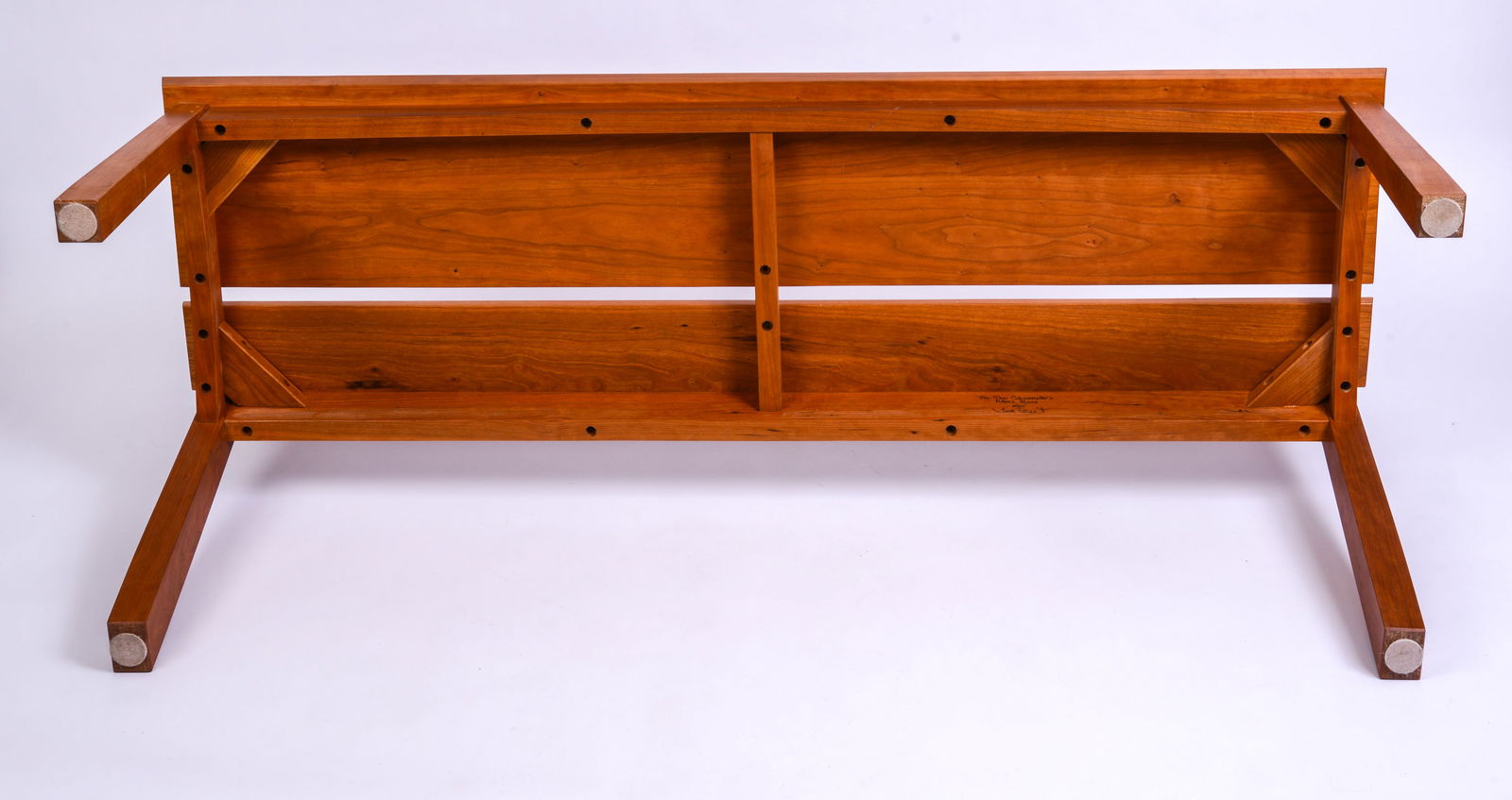 Thomas Moser Edo Bench in Cherry. - 8