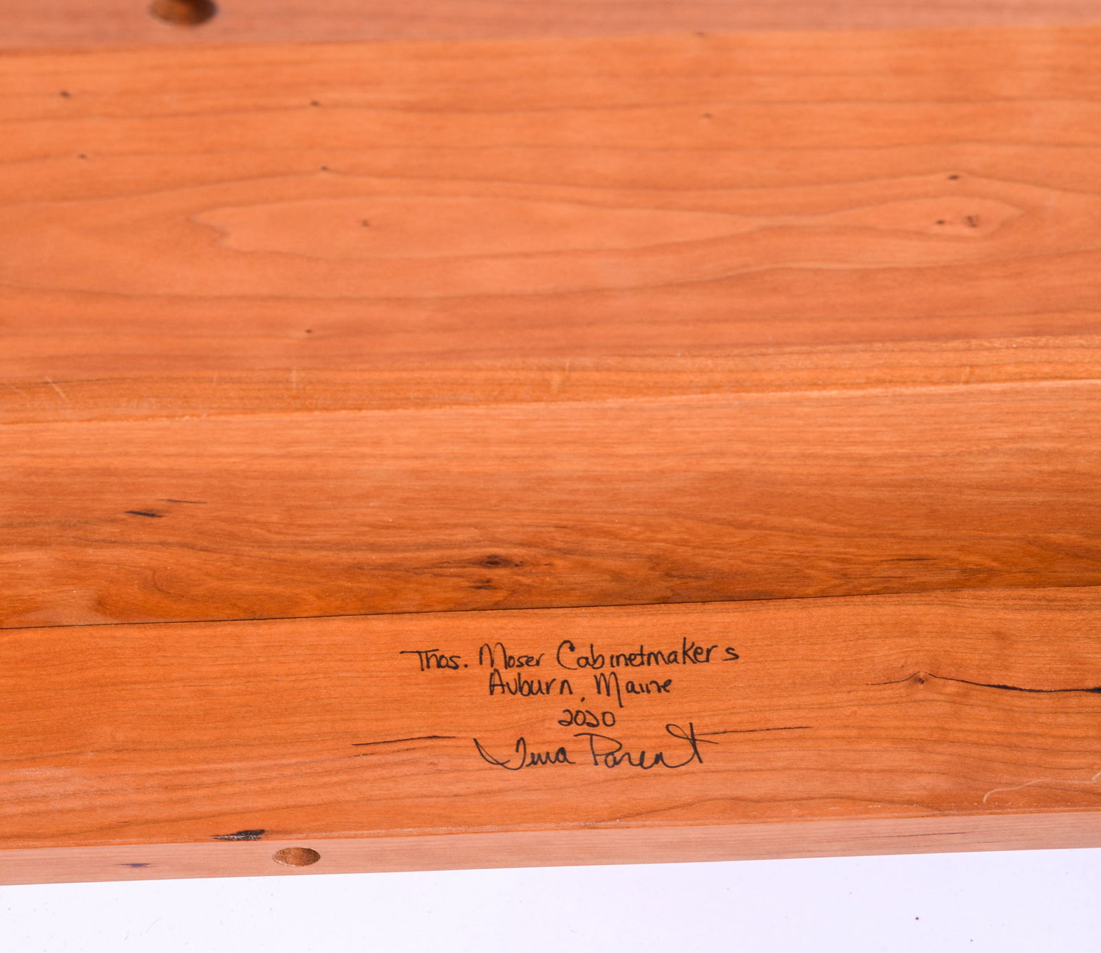 Thomas Moser Edo Bench in Cherry. - 9