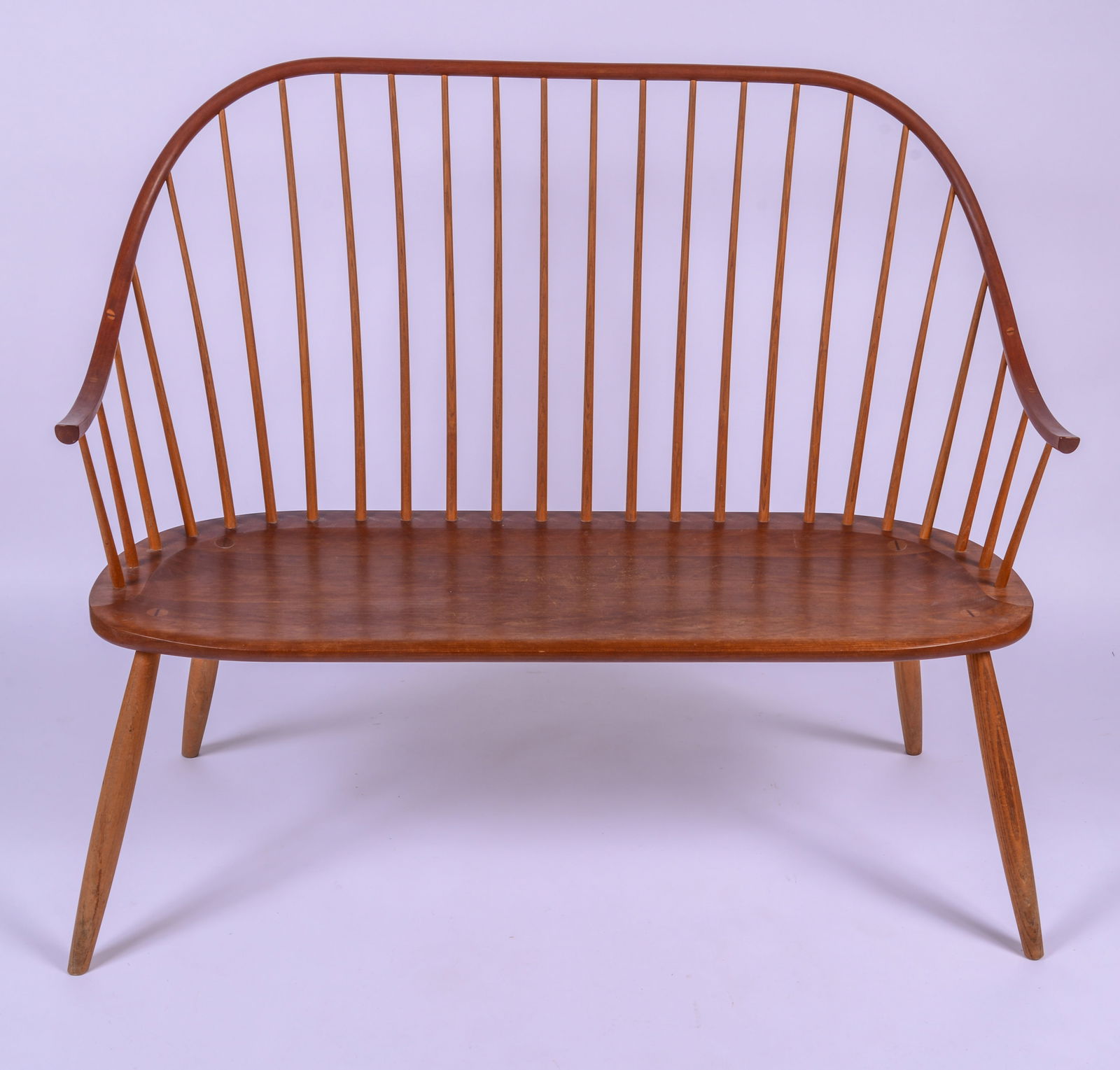 Thomas Moser Continuous Arm Windsor Bench. - 2