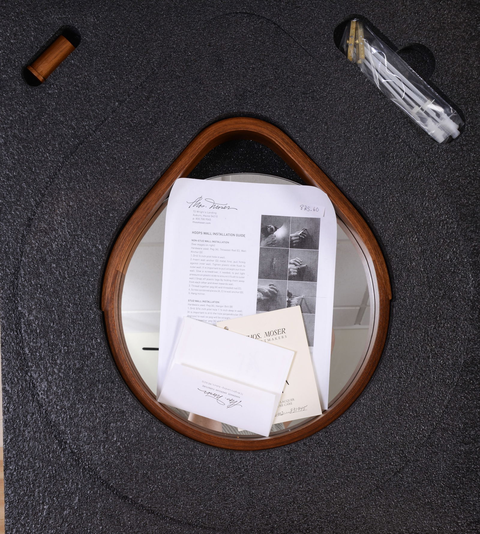 Thomas Moser Mirror in Walnut. - 3