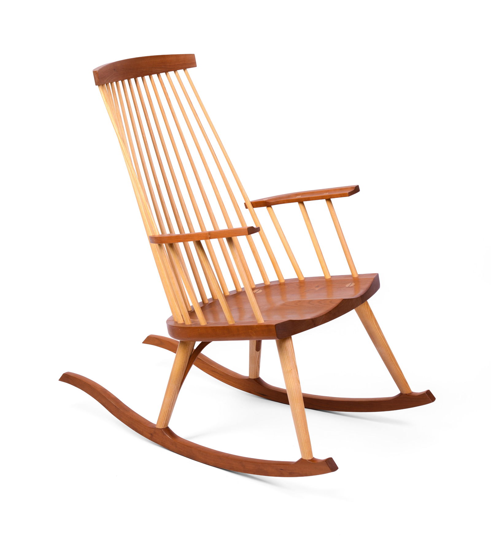 Thomas Moser New Gloucester Rocking Chair in Cherry.: Height 39 inches, width 23 inches, depth 37 inches. Very good condition.