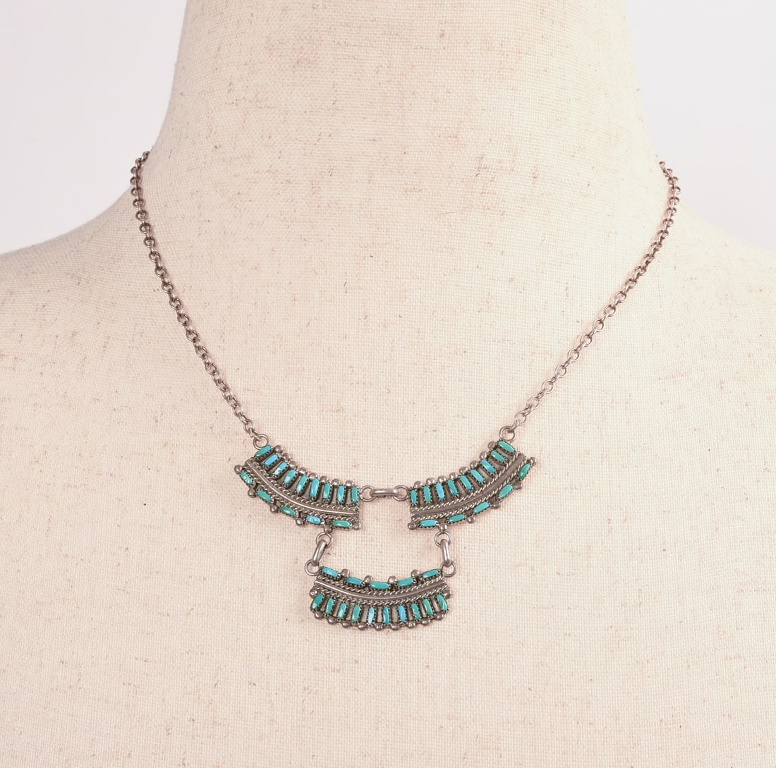 Navajo Sterling and Turquoise Pendant Necklace. (1 of 3)