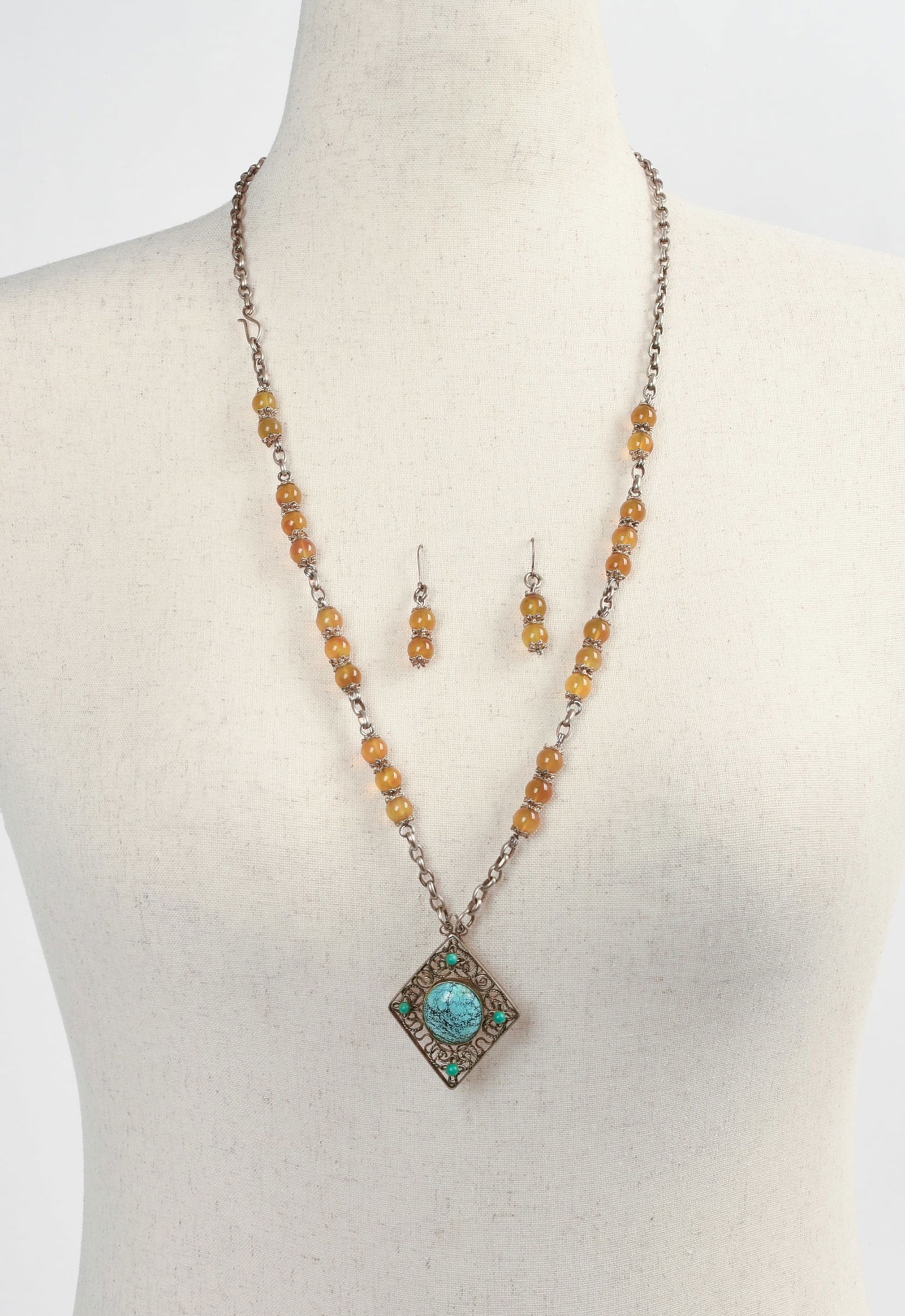 Native American Amber and Turquoise Pendant Necklace and Earrings. (1 of 3)