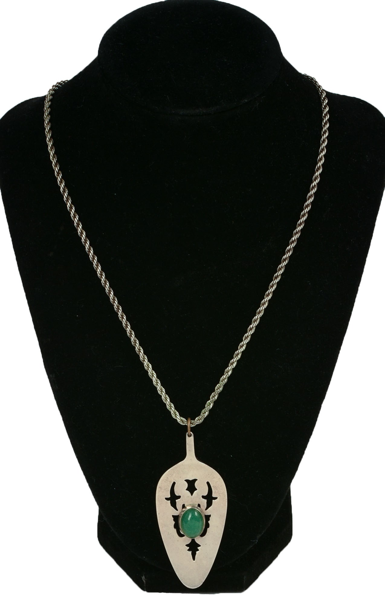 Native American Sterling Pendant Necklace. (1 of 4)