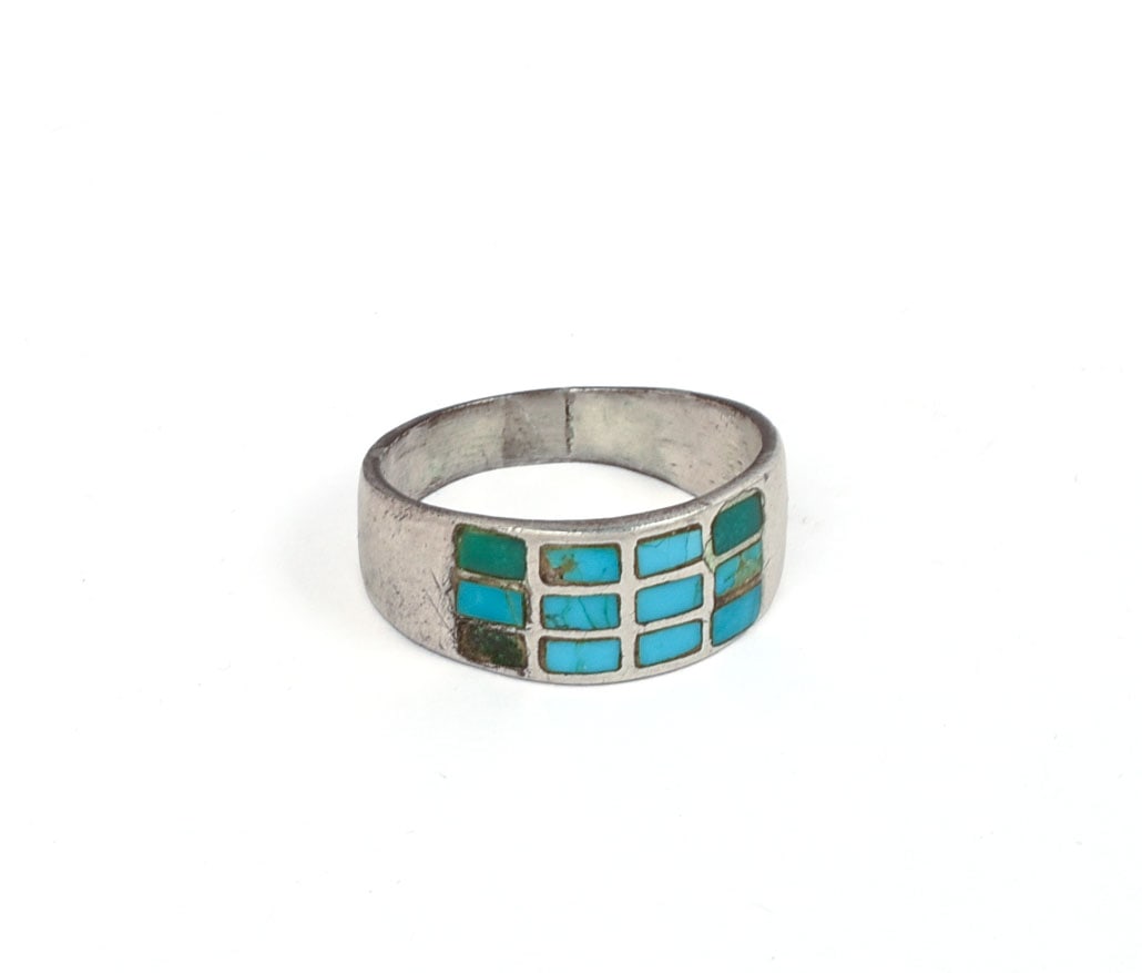 Navajo Sterling and Turquoise Ring.: Size 11, 0.2 ozt.
