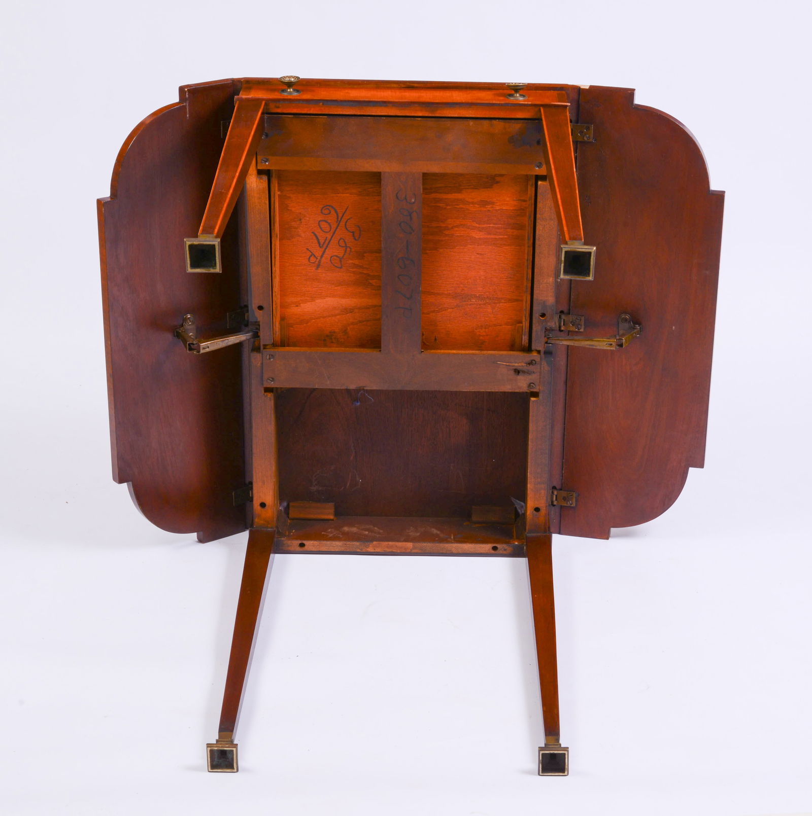 Tiger Maple Pembroke Table. - 7