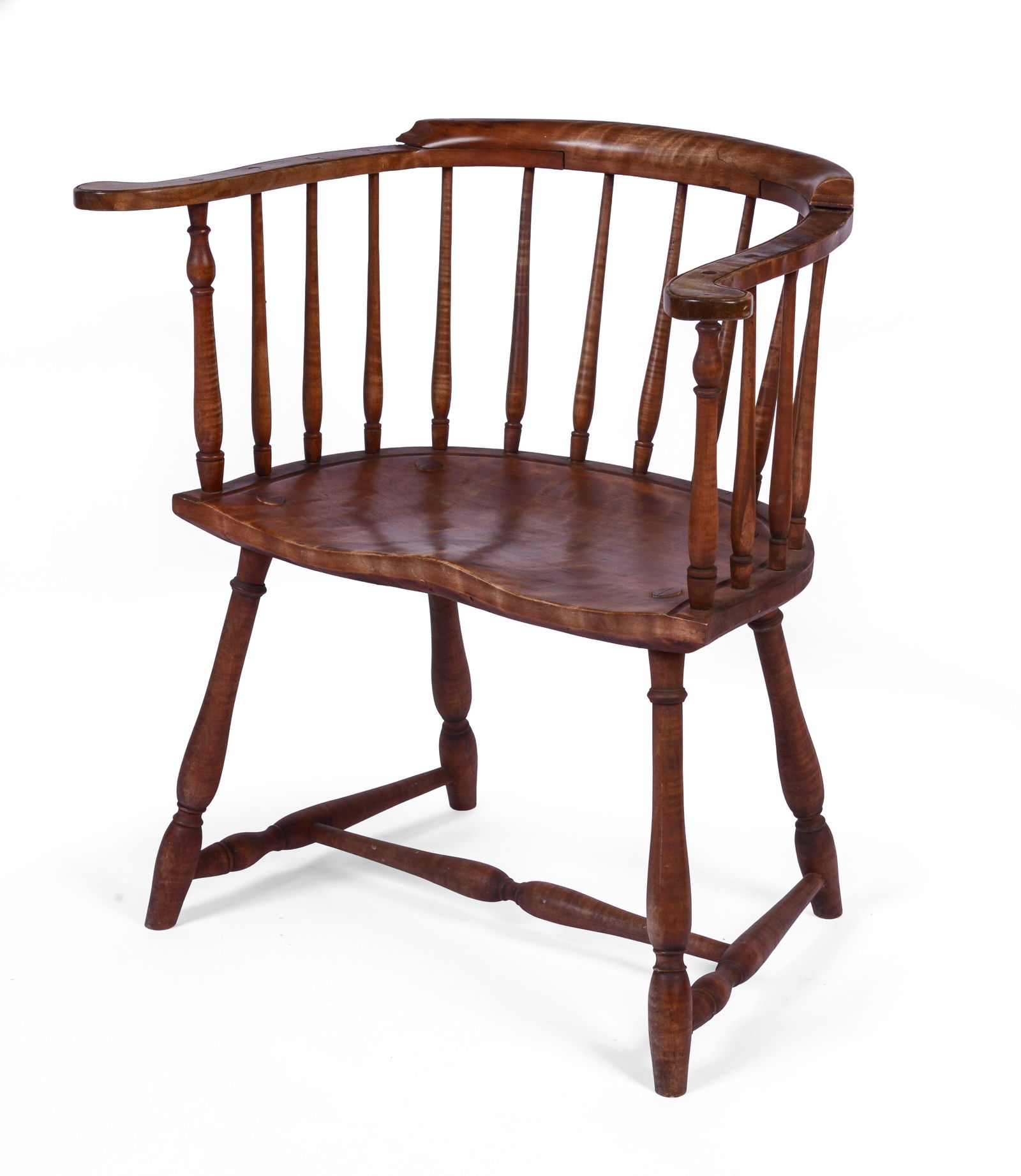 New England Tiger Maple Windsor Chair.: Seat height 17 inches, overall height 30 inches, width across arms 27.5 inches.