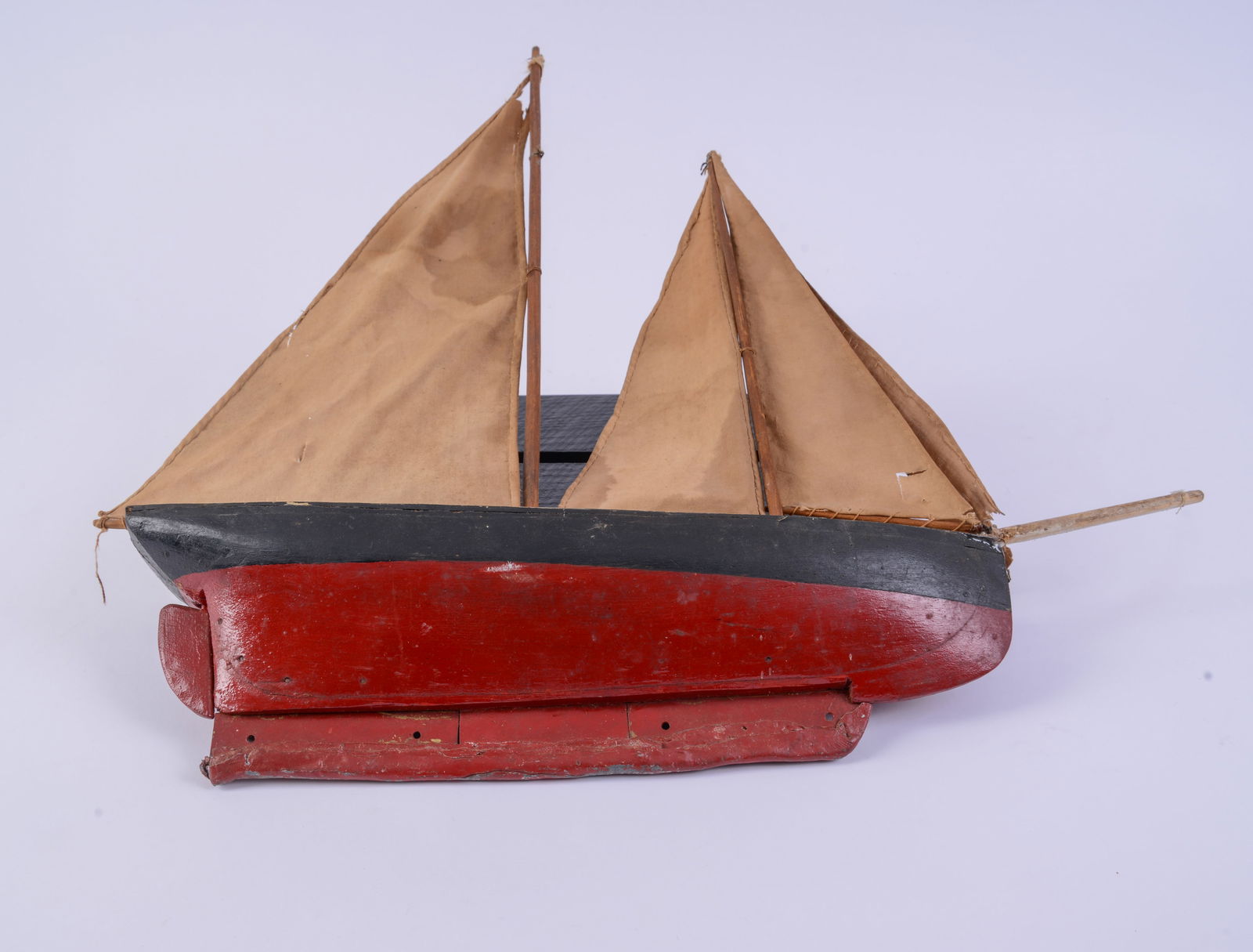 Small Folk Art Ship Model. - 3