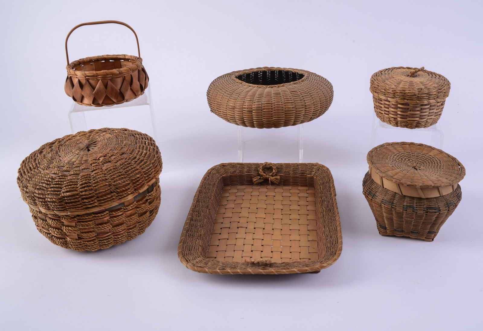 Six Native American Baskets. - 2
