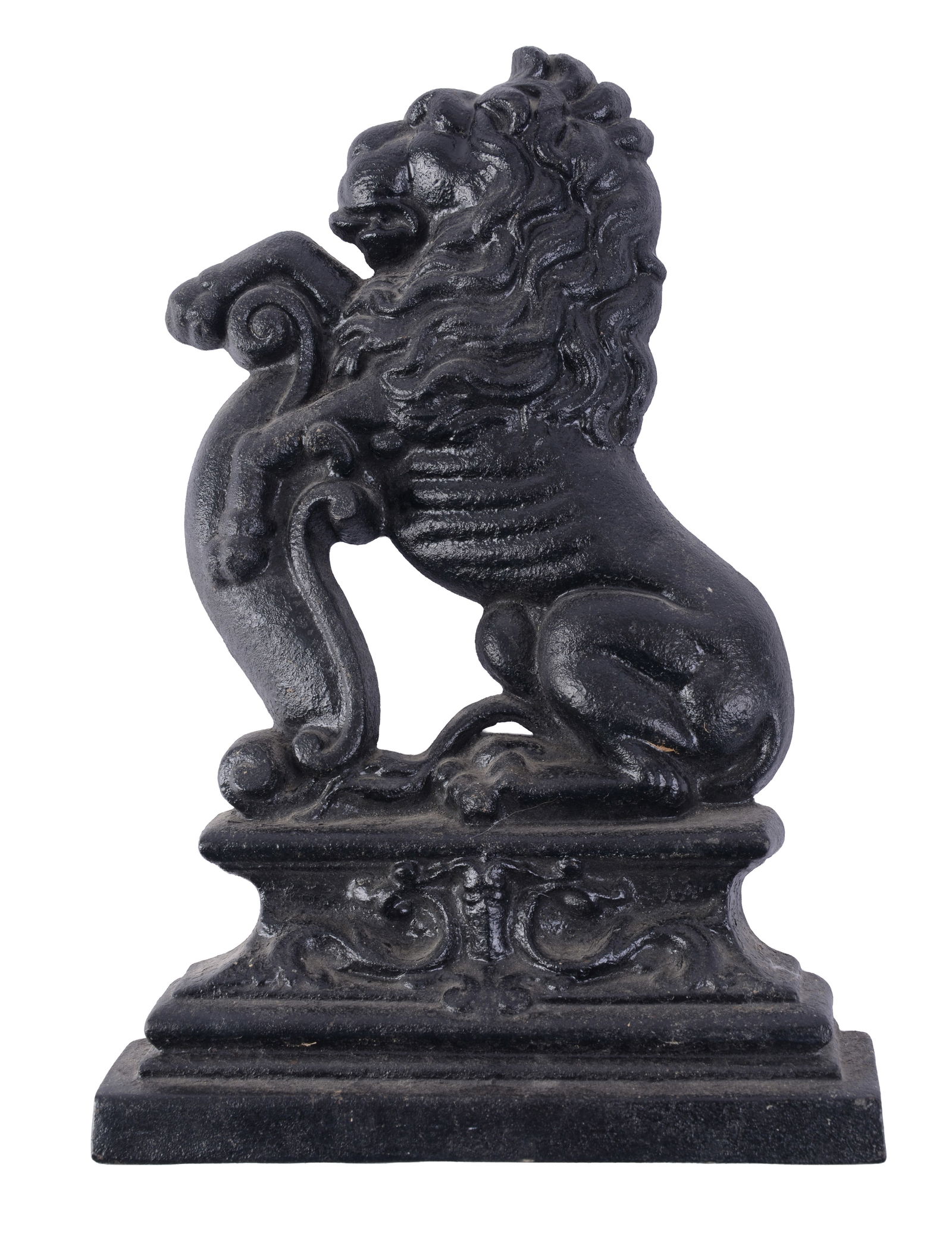 Cast Iron Rampant Lion Doorstop. (1 of 3)