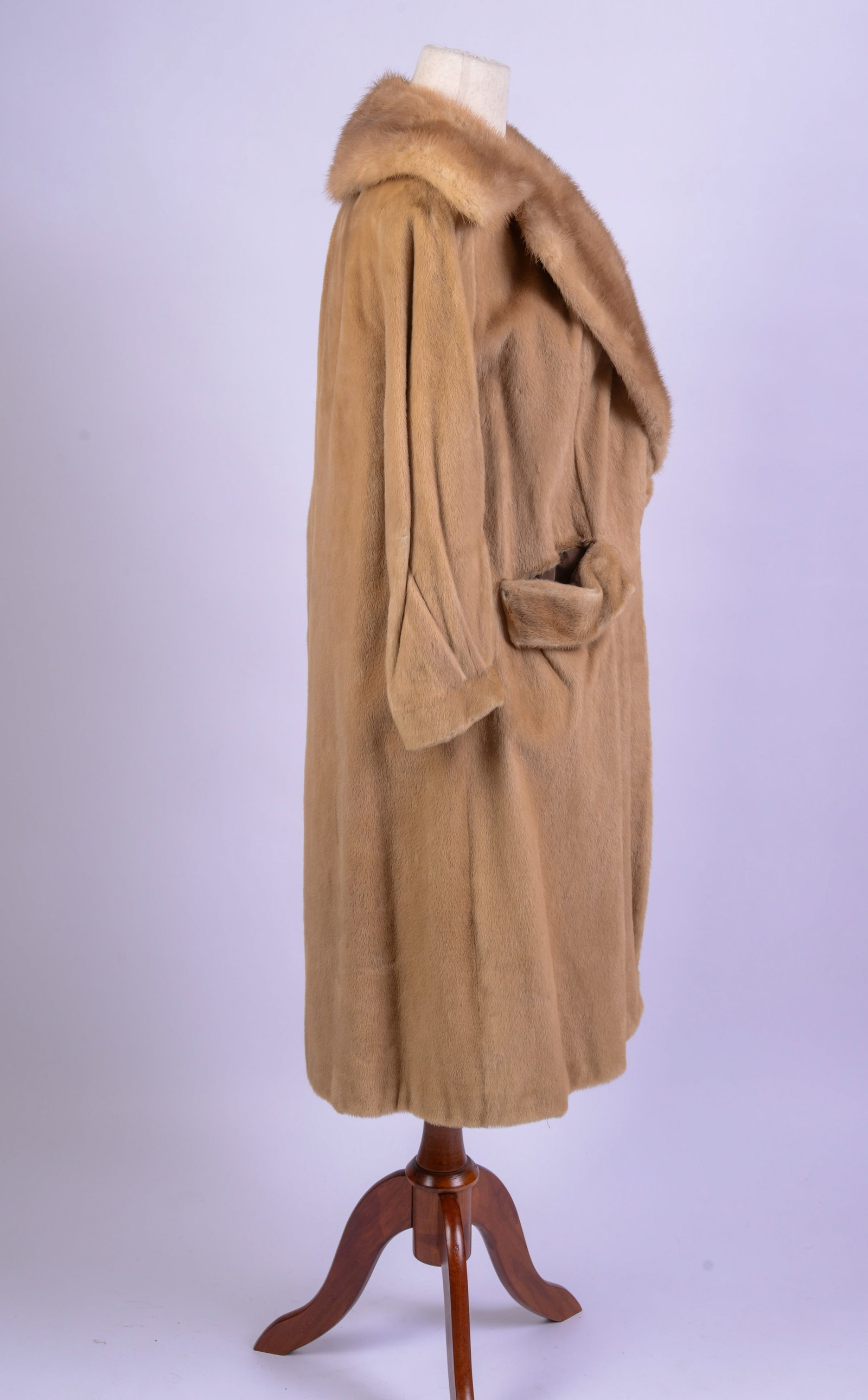Chambers Sherwin Vintage Fur Jacket. - 2