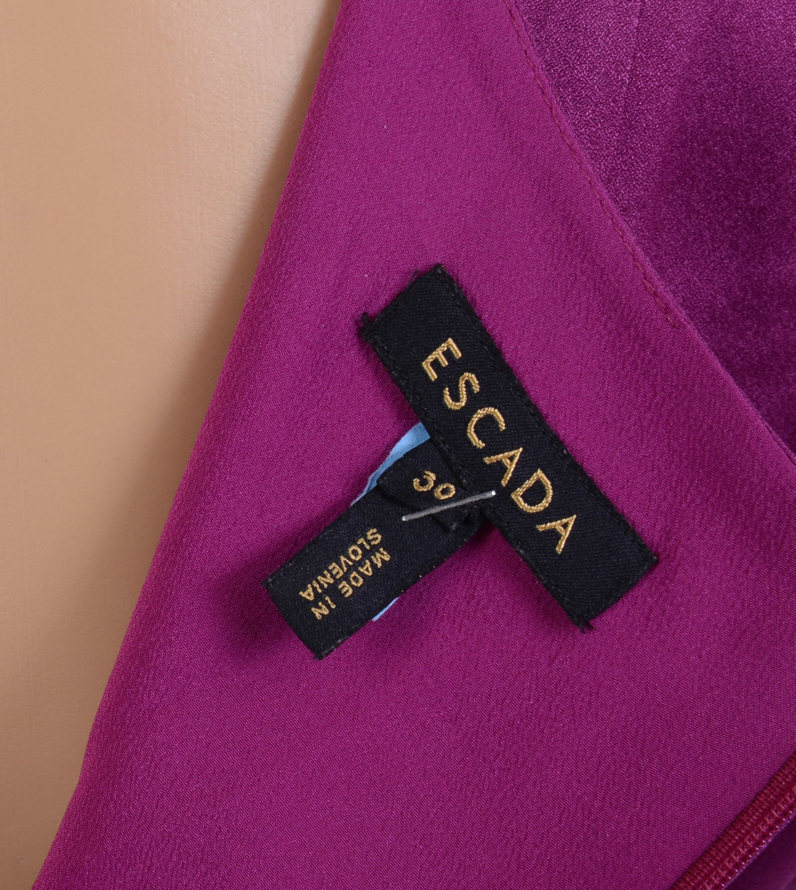 Escada Purple Gown. - 7