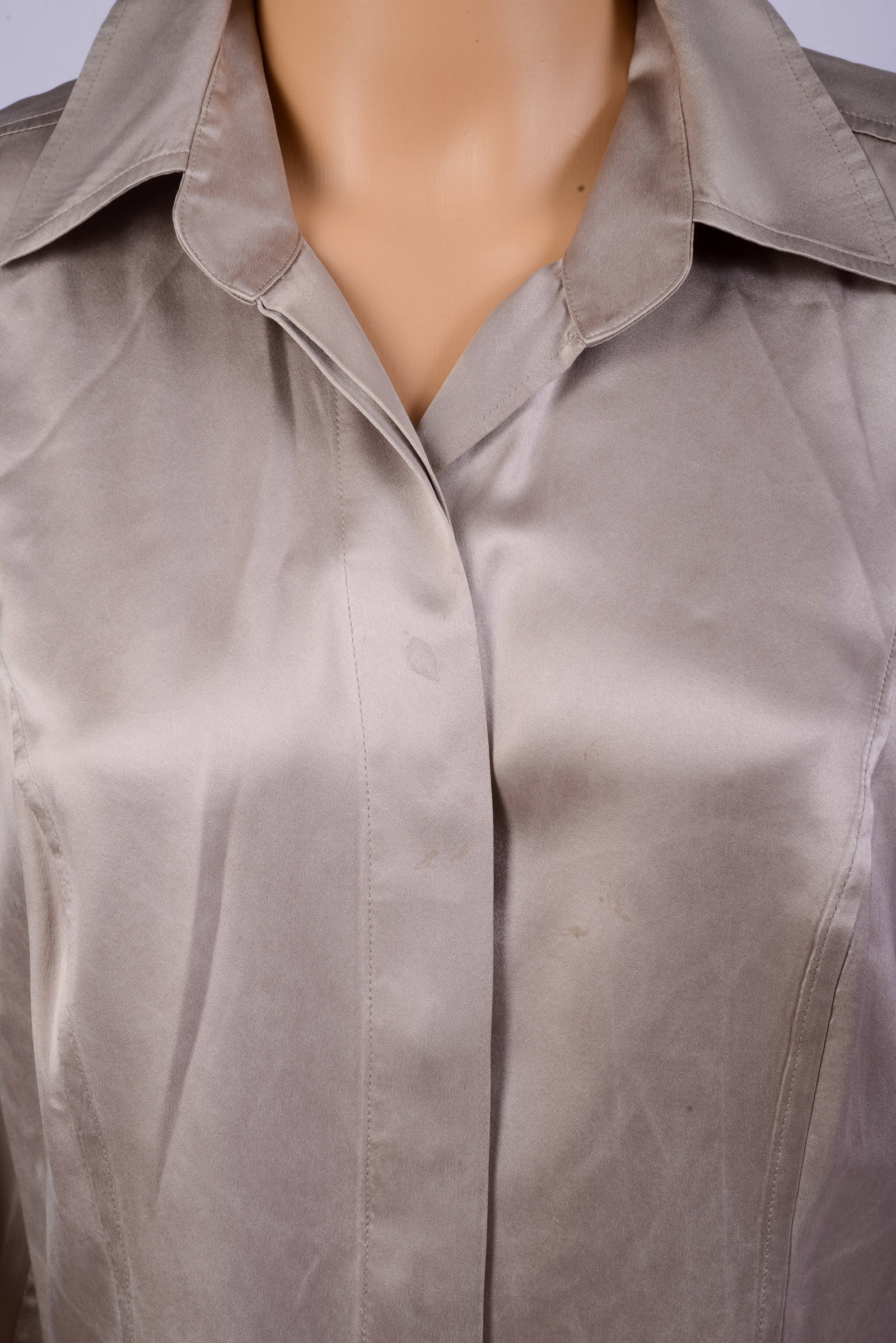 Four Escada Blouses. - 6