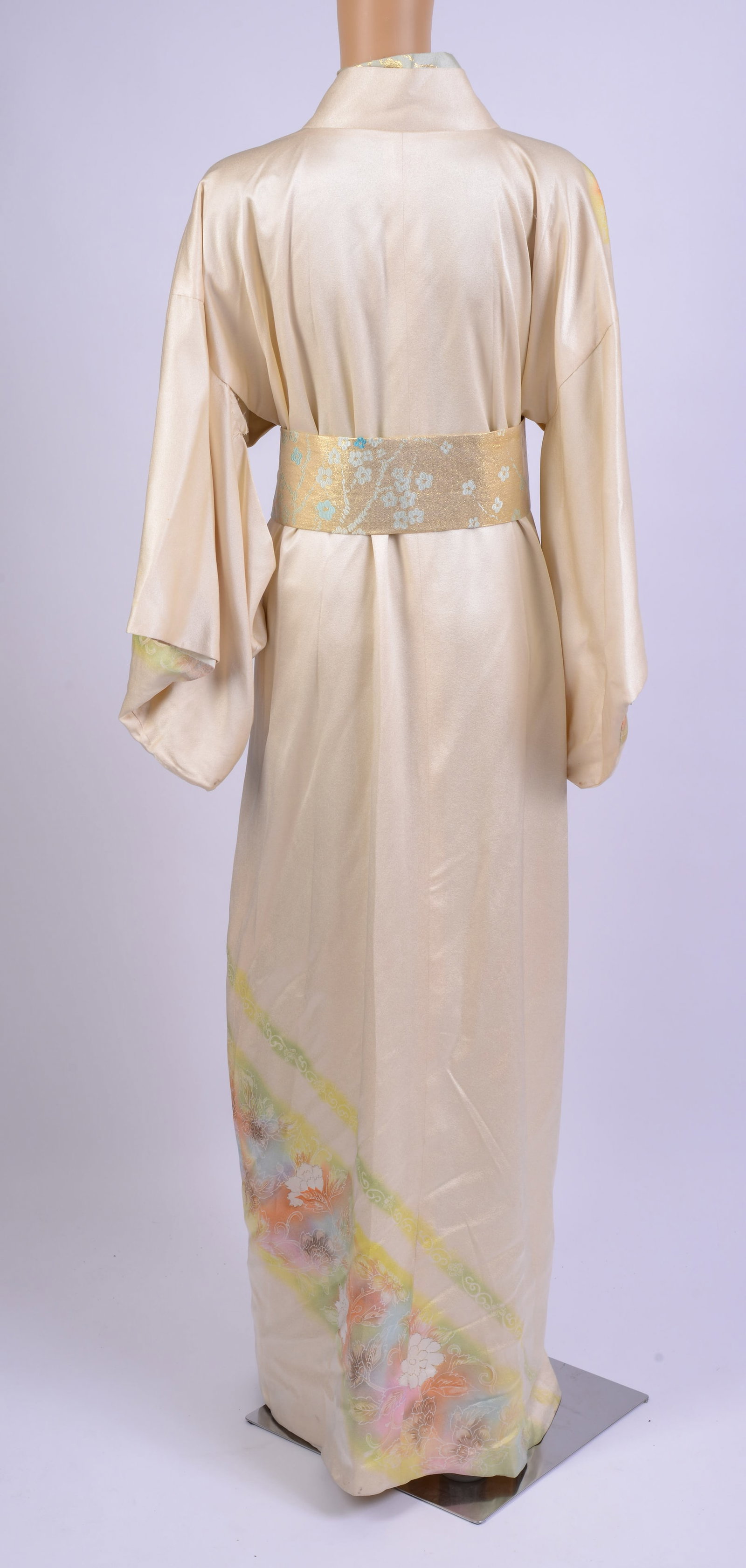 Kimono and Sash. - 3