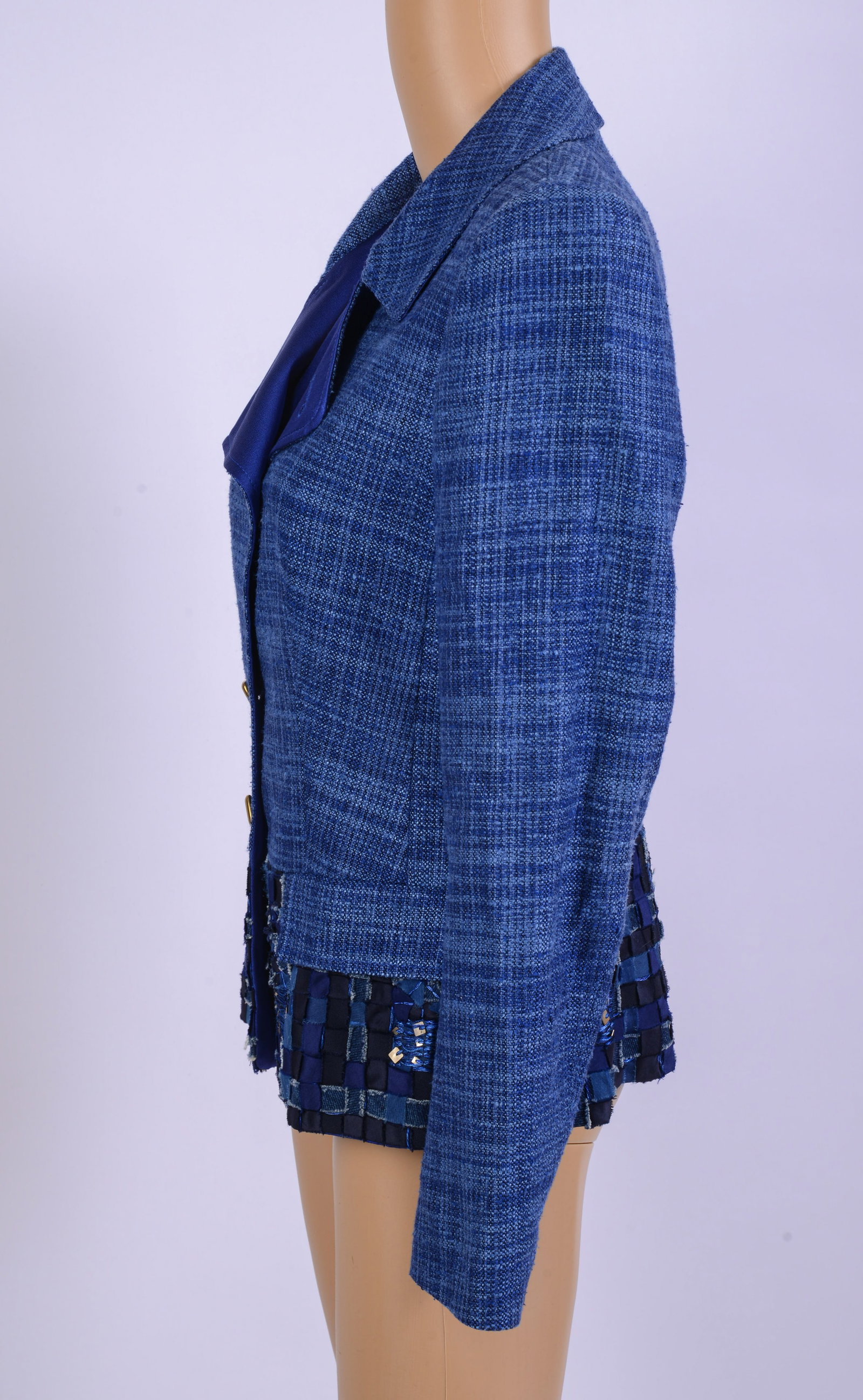 Escada Blazer in Blue. - 3