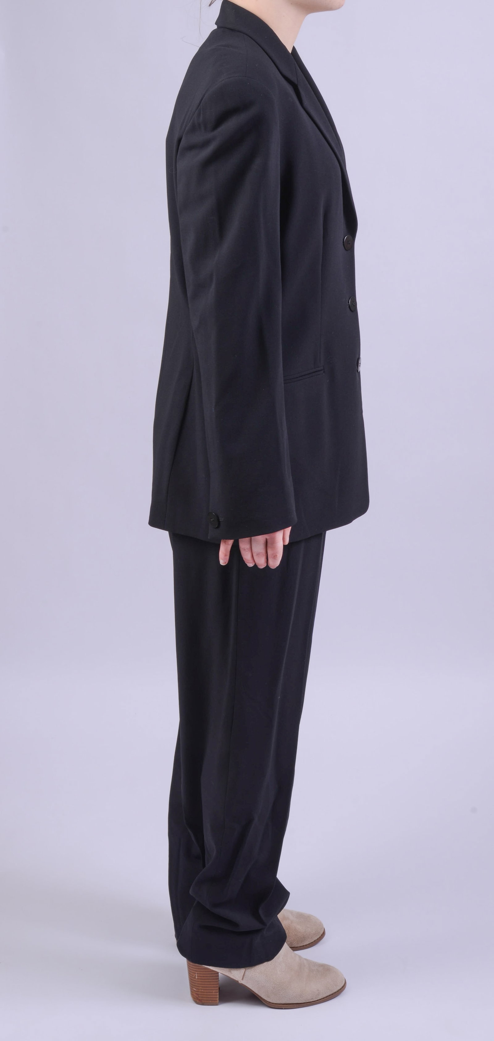 Giorgio Armani Pantsuit. - 2