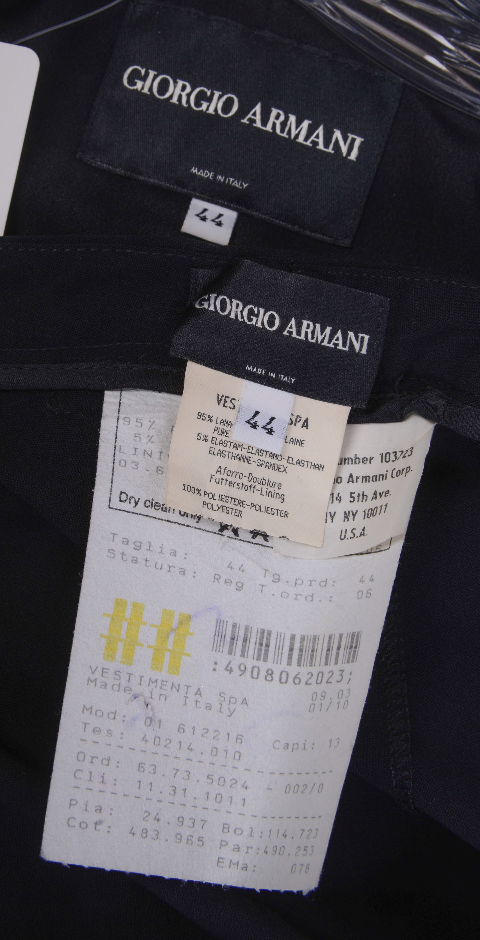Giorgio Armani Pantsuit. - 4