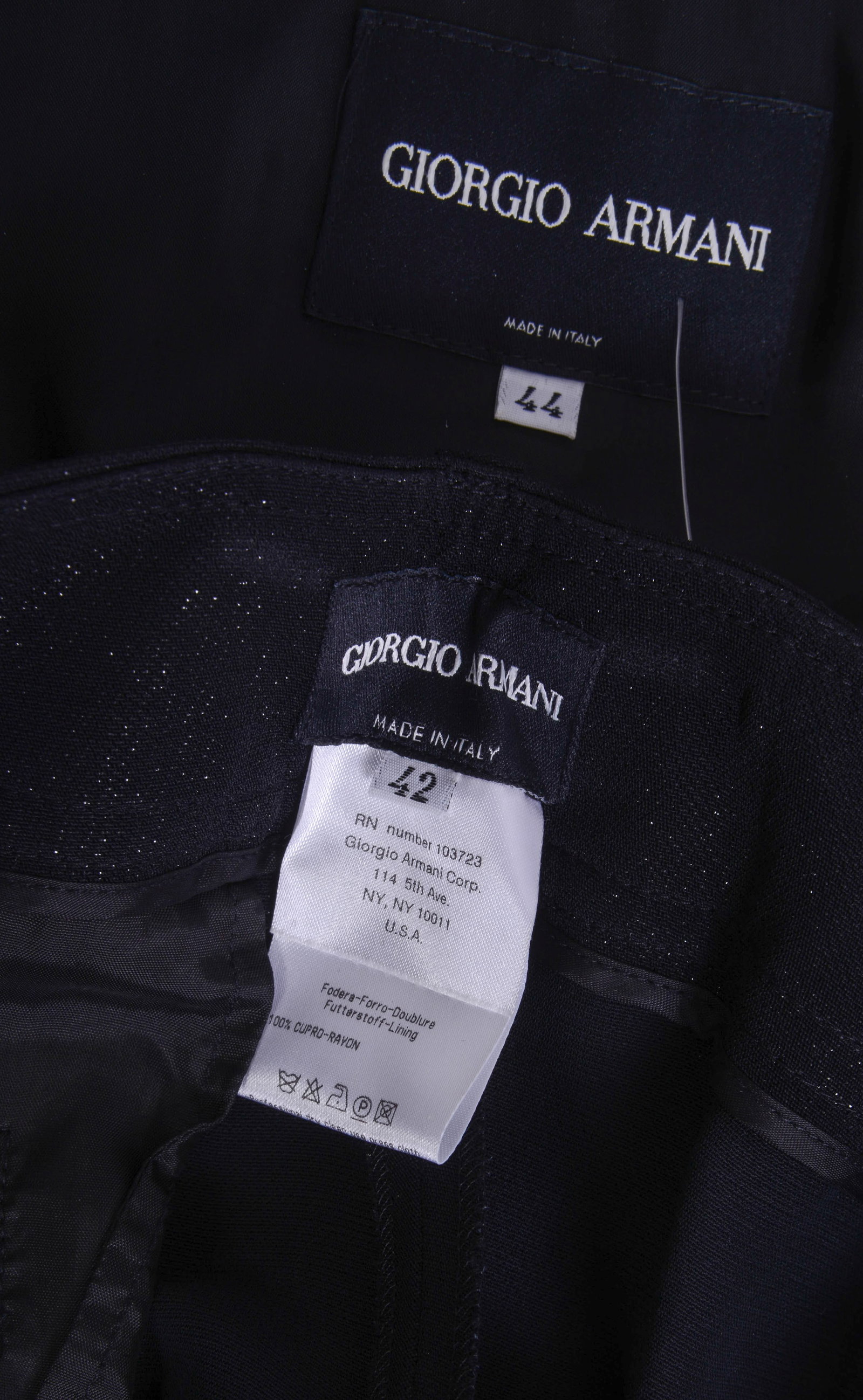 Giorgio Armani Pantsuit. - 5
