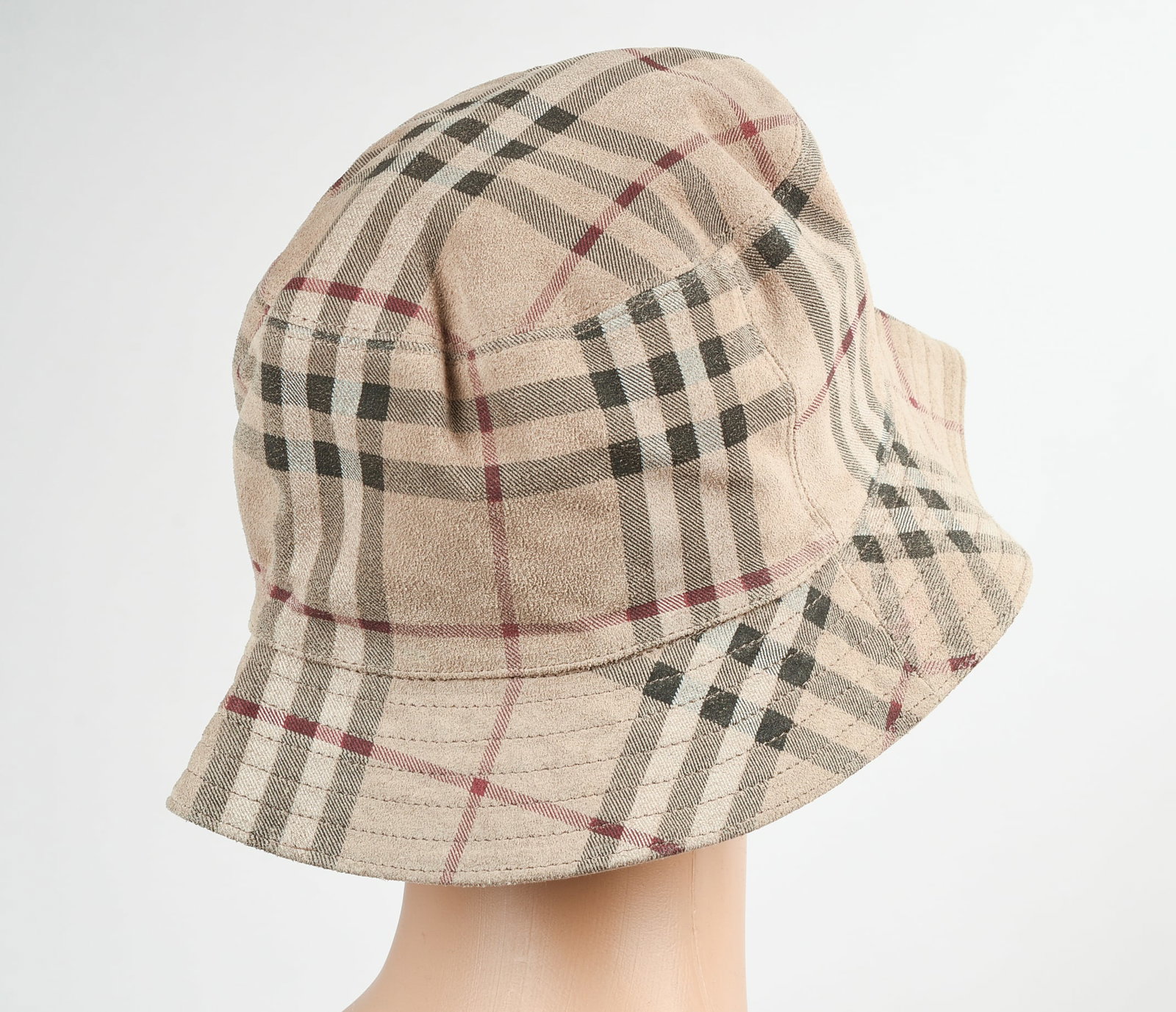 Burberry Bucket Hat. - 2